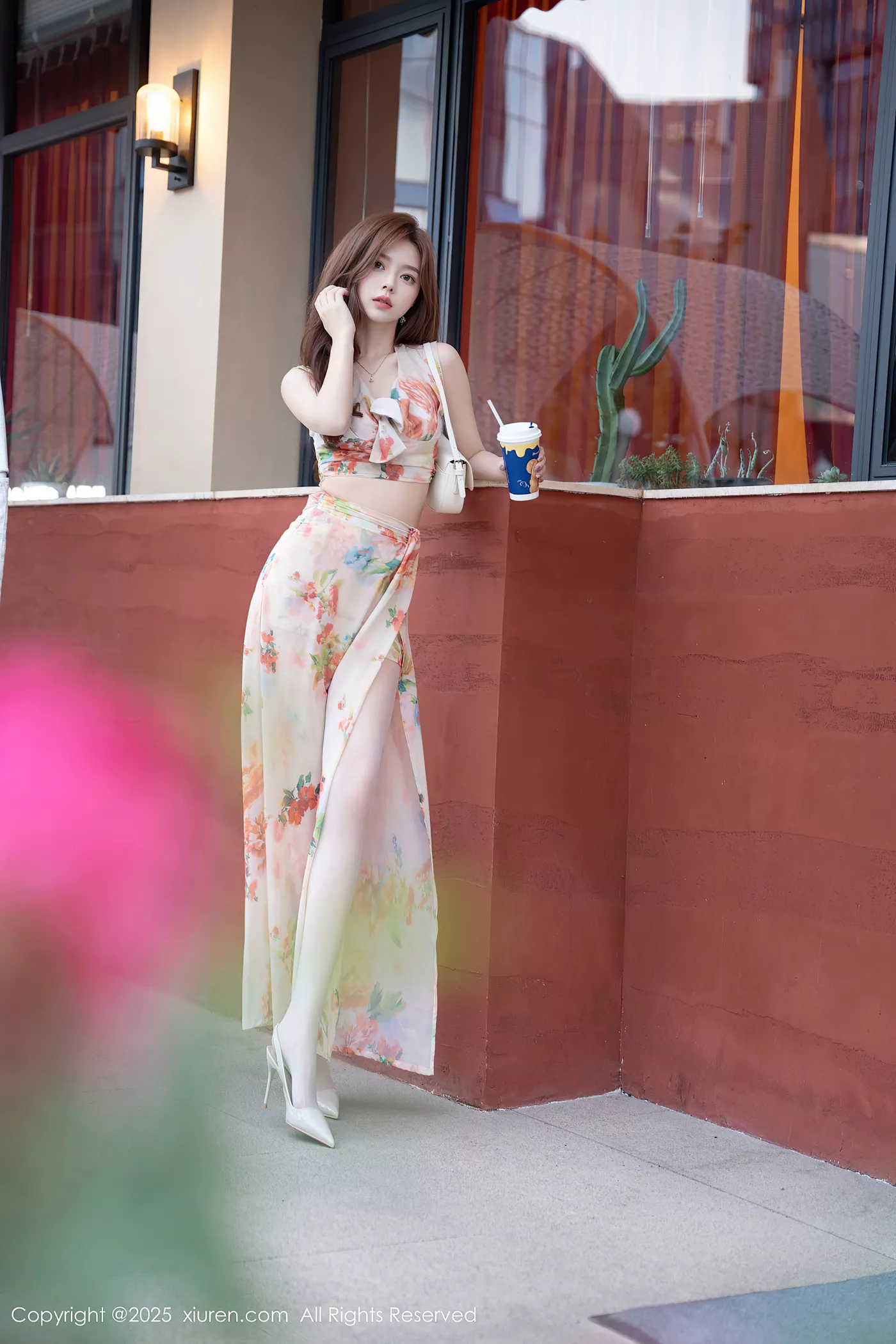 图片[33]-[Xiuren秀人网]2025.01.21 NO.9792 拍黄瓜girl[36+1P] – 速更版-美库