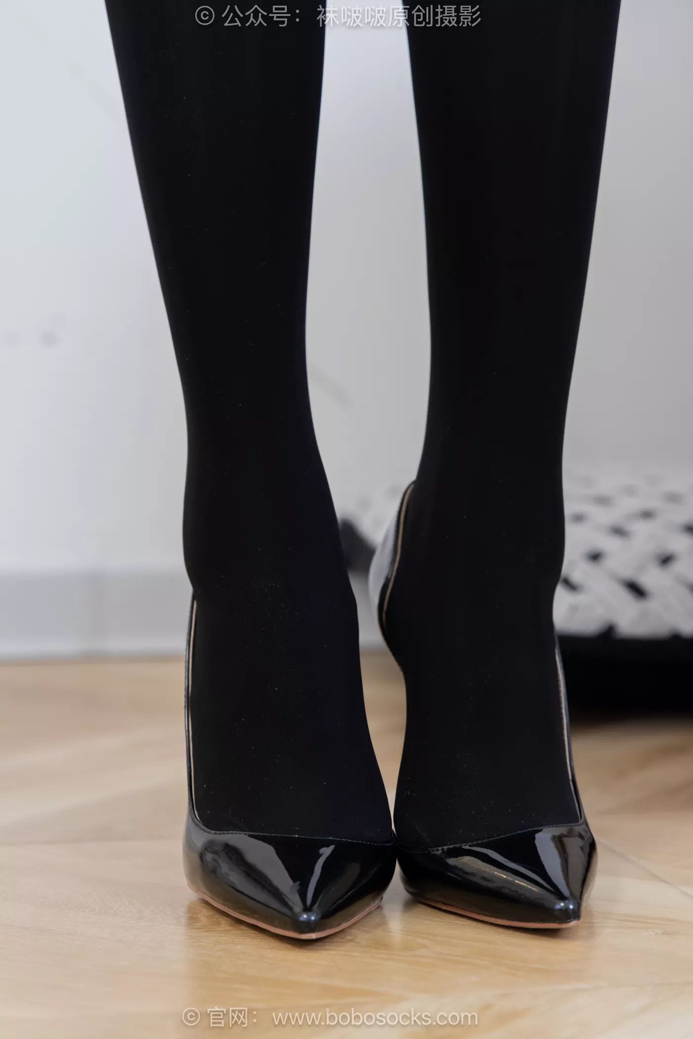 图片[13]-[BoBoSocks袜啵啵]NO.487 小甜豆 高跟鞋、油亮厚黑丝、黑色丝手套[100P] – 速更版-美库