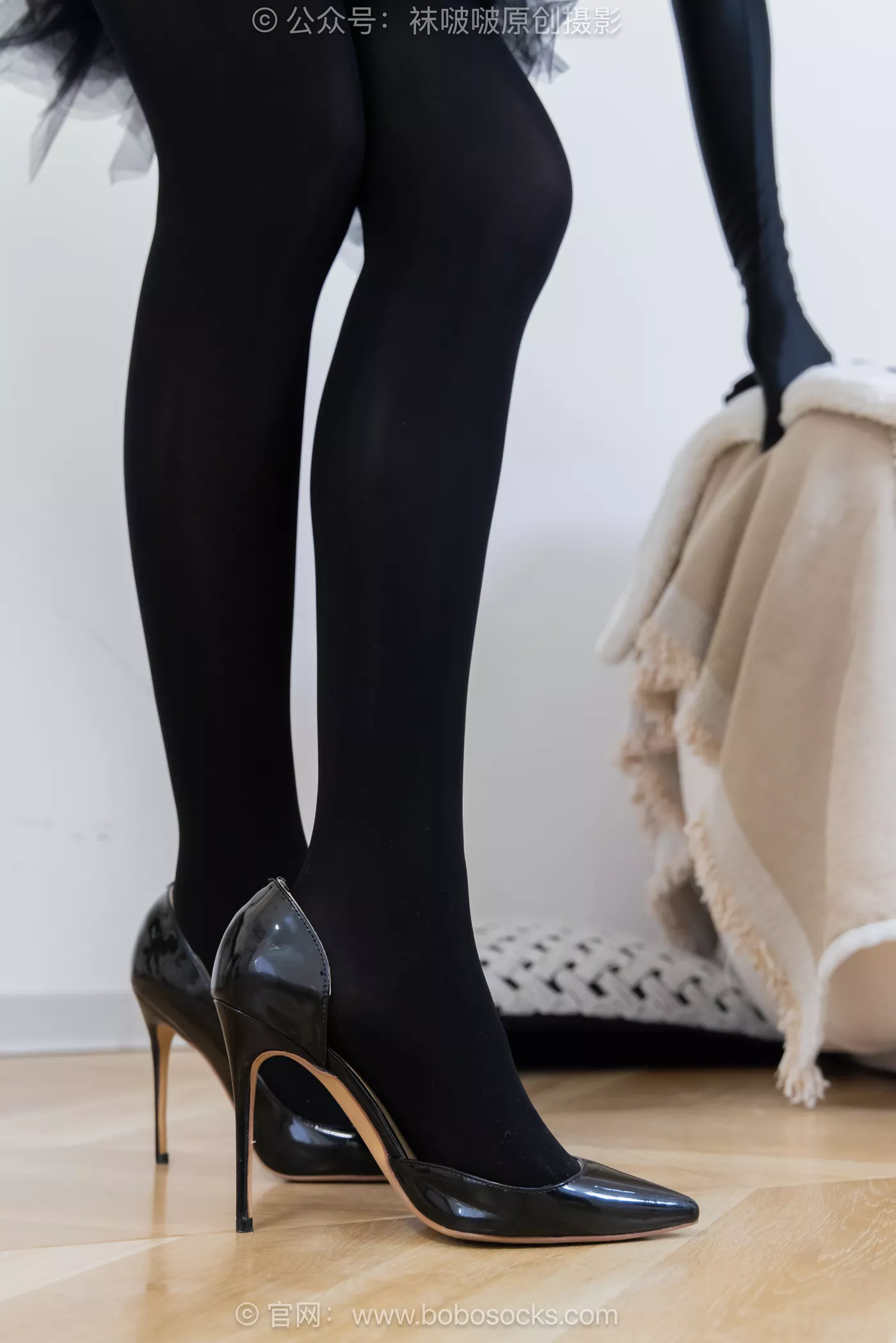 图片[14]-[BoBoSocks袜啵啵]NO.487 小甜豆 高跟鞋、油亮厚黑丝、黑色丝手套[100P] – 速更版-美库