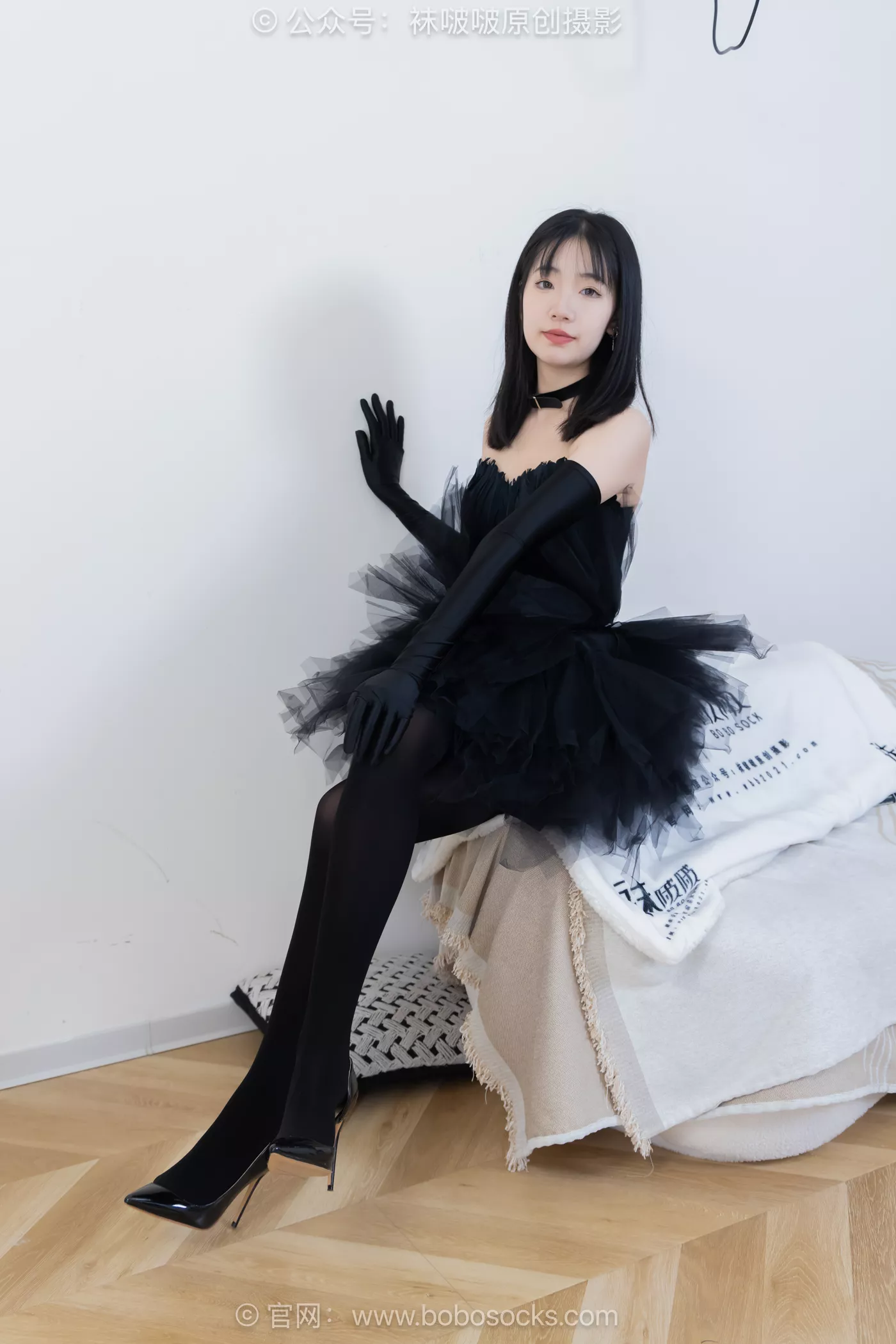 图片[15]-[BoBoSocks袜啵啵]NO.487 小甜豆 高跟鞋、油亮厚黑丝、黑色丝手套[100P] – 速更版-美库