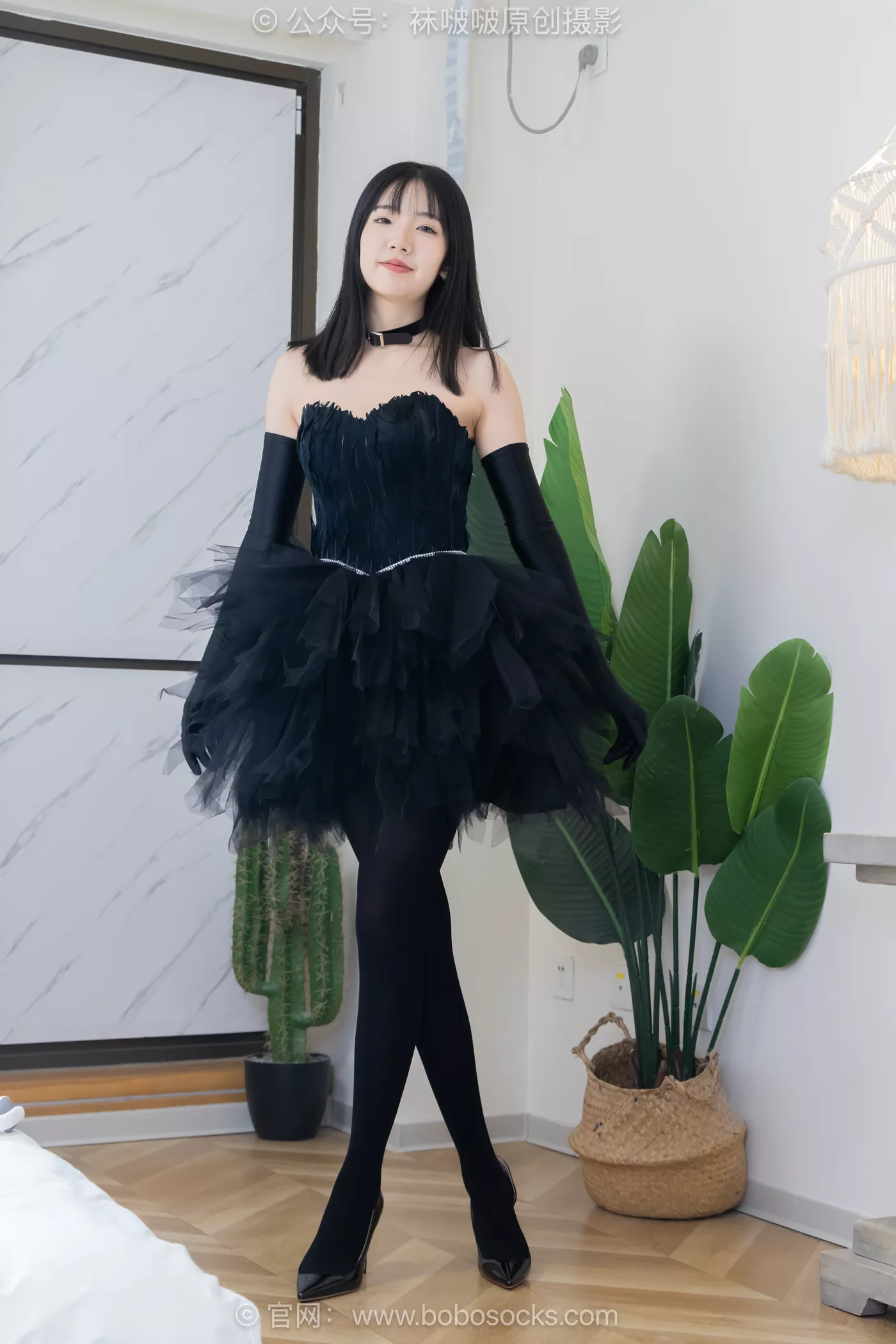 图片[32]-[BoBoSocks袜啵啵]NO.487 小甜豆 高跟鞋、油亮厚黑丝、黑色丝手套[100P] – 速更版-美库