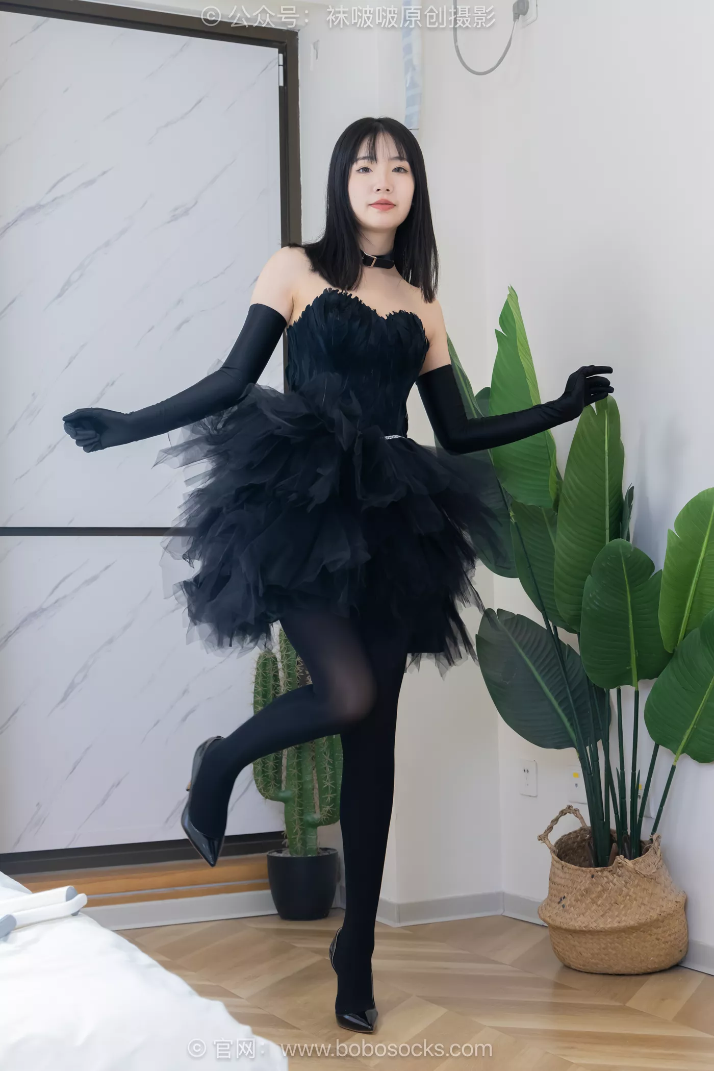 图片[33]-[BoBoSocks袜啵啵]NO.487 小甜豆 高跟鞋、油亮厚黑丝、黑色丝手套[100P] – 速更版-美库