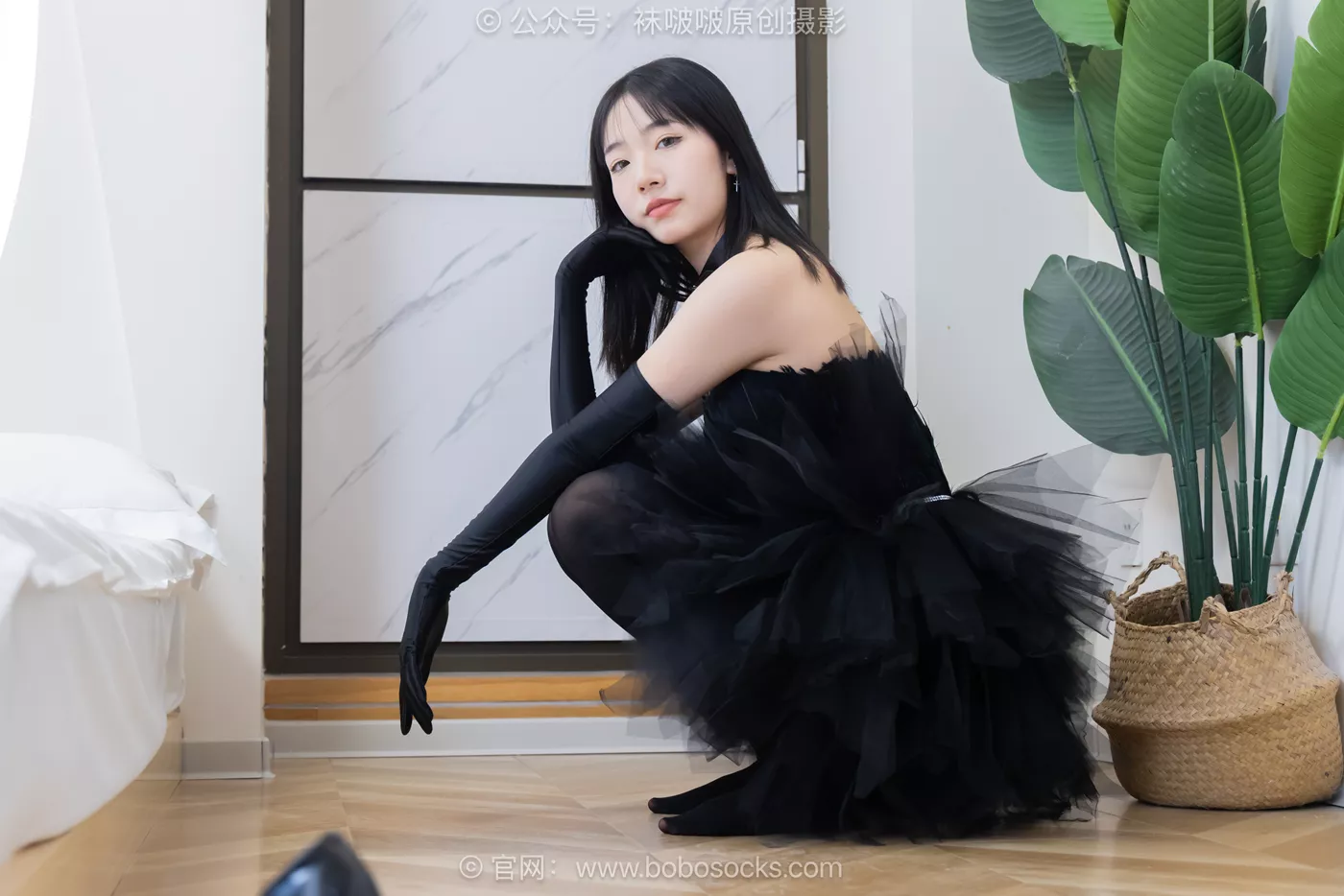 图片[90]-[BoBoSocks袜啵啵]NO.487 小甜豆 高跟鞋、油亮厚黑丝、黑色丝手套[100P] – 速更版-美库