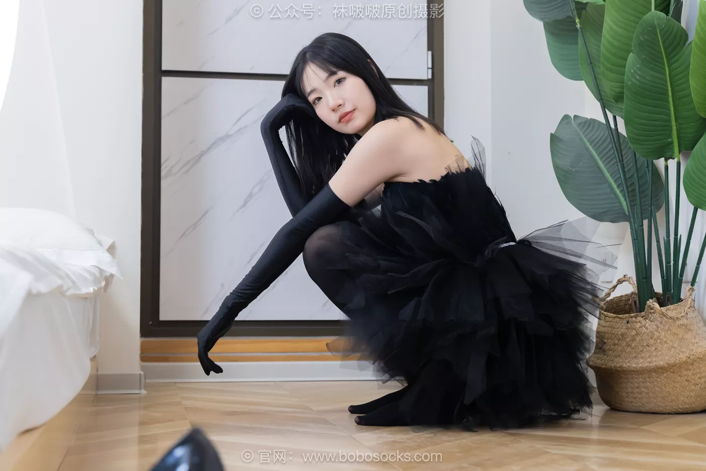 图片[91]-[BoBoSocks袜啵啵]NO.487 小甜豆 高跟鞋、油亮厚黑丝、黑色丝手套[100P] – 速更版-美库