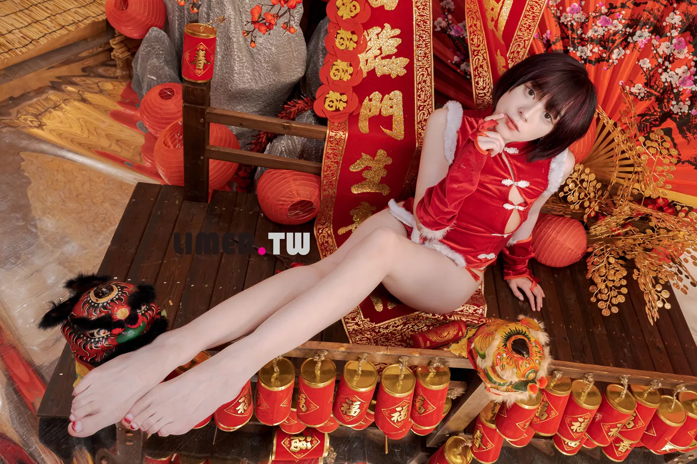 图片[37]-Limerence原创 NO.094 Yua 新年特輯 裸足 拜年[89P] – 速更版-美库