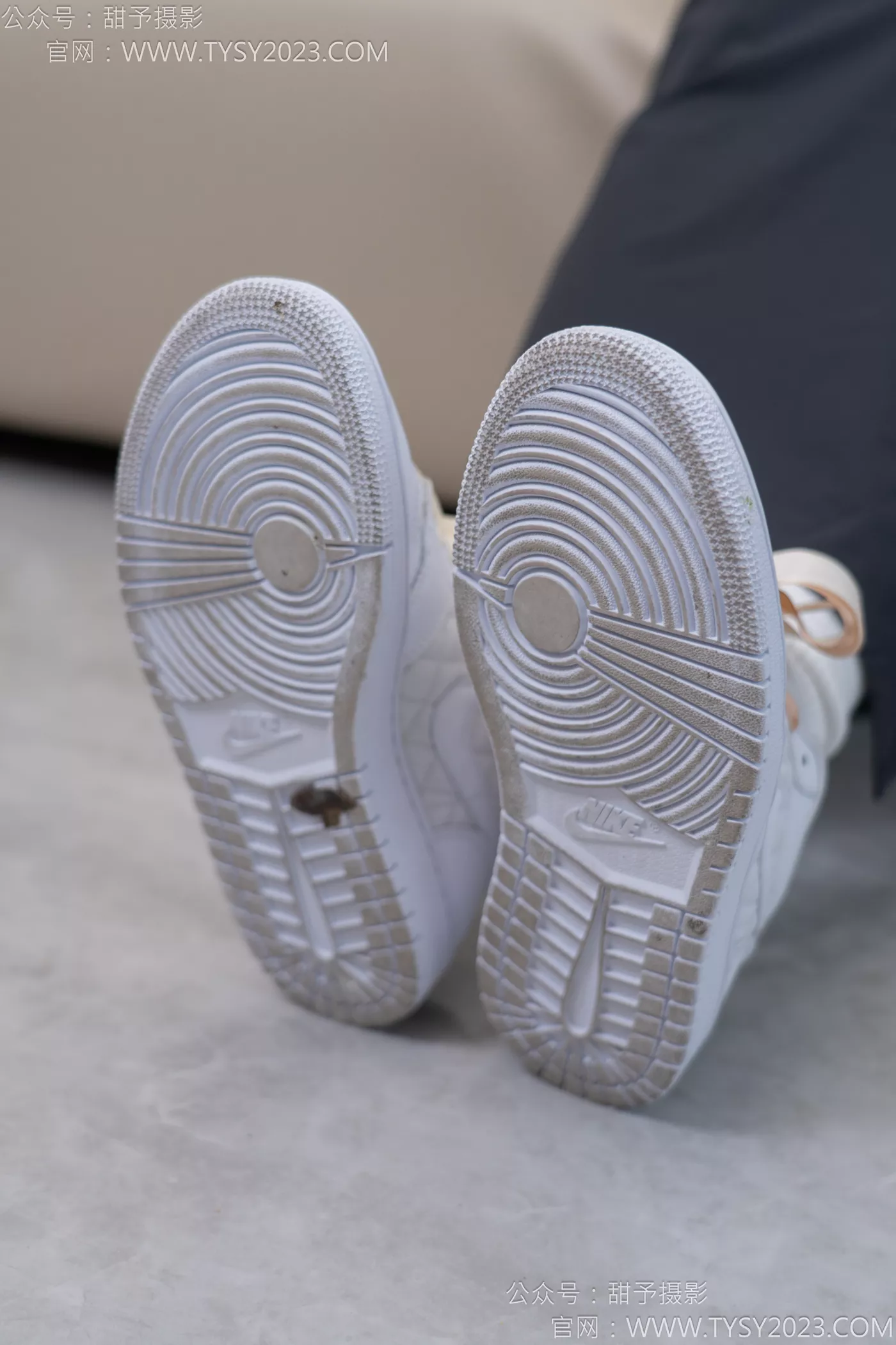 图片[13]-甜予摄影 NO.114 思思-板鞋、白棉袜、肉丝（脚尖微加固款）[97P] – 速更版-美库