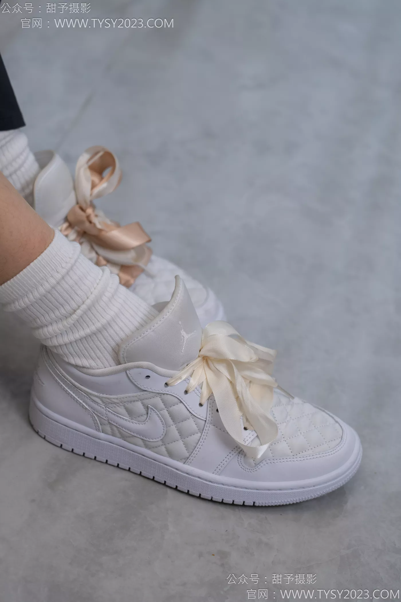 图片[17]-甜予摄影 NO.114 思思-板鞋、白棉袜、肉丝（脚尖微加固款）[97P] – 速更版-美库