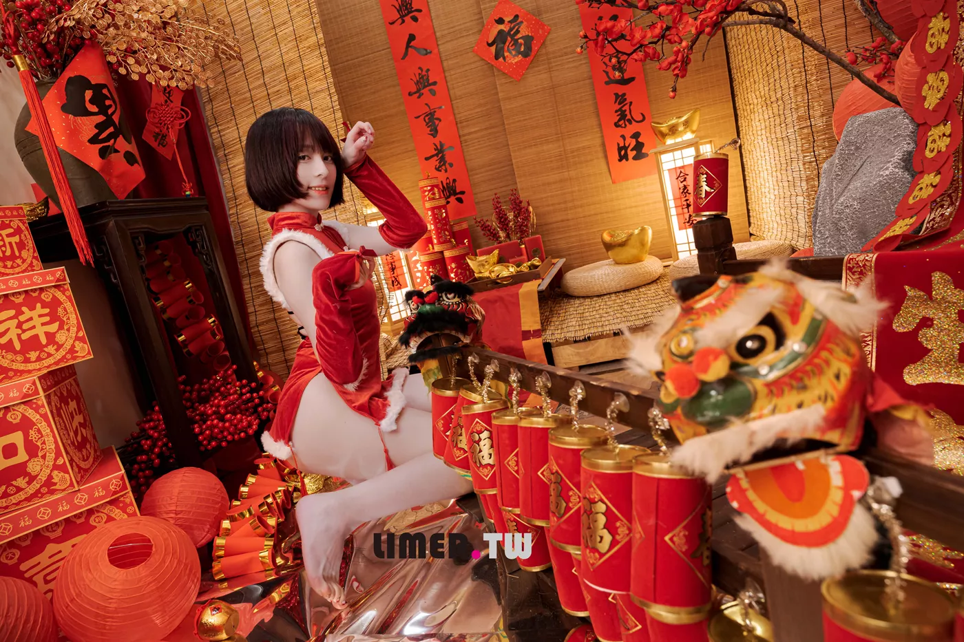 图片[53]-Limerence原创 NO.094 Yua 新年特輯 裸足 拜年[89P] – 速更版-美库