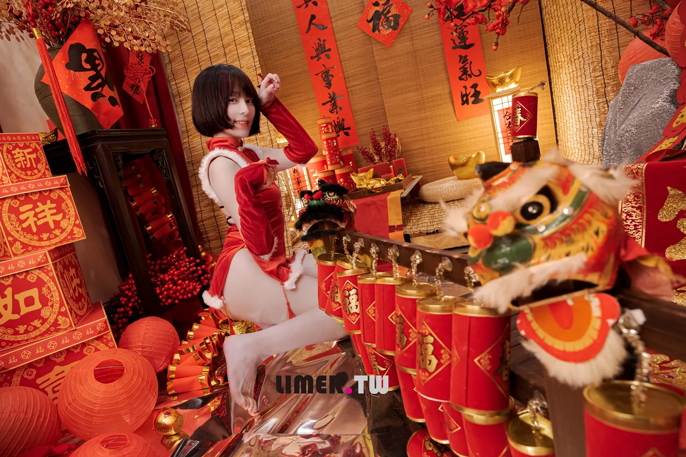 图片[54]-Limerence原创 NO.094 Yua 新年特輯 裸足 拜年[89P] – 速更版-美库