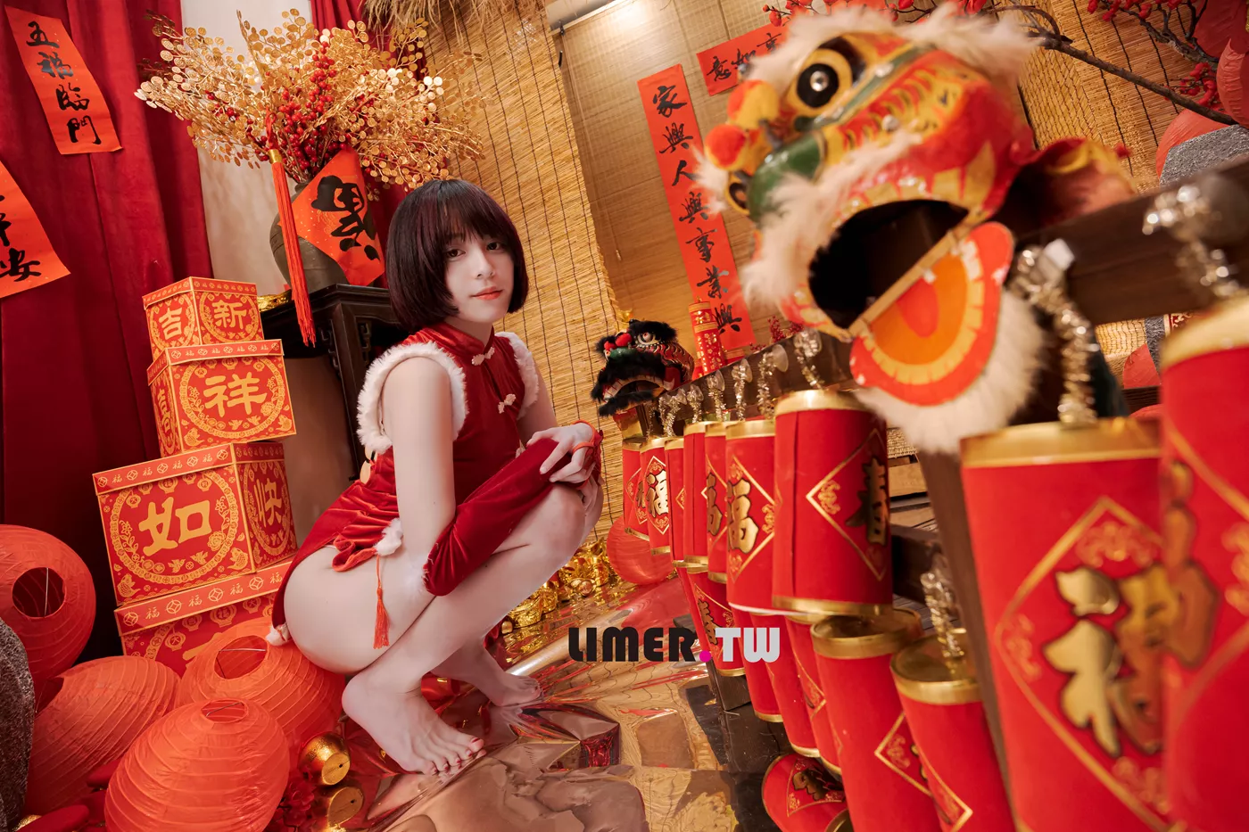 图片[55]-Limerence原创 NO.094 Yua 新年特輯 裸足 拜年[89P] – 速更版-美库