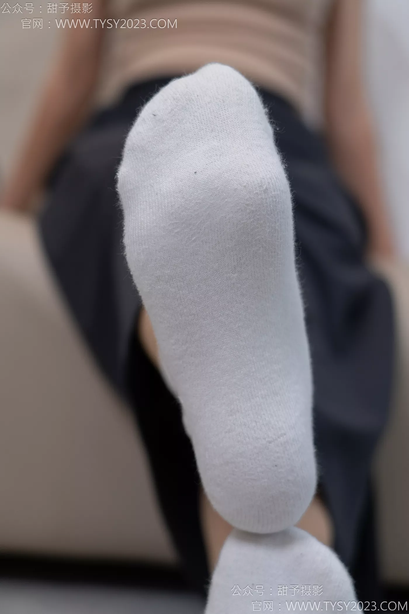 图片[37]-甜予摄影 NO.114 思思-板鞋、白棉袜、肉丝（脚尖微加固款）[97P] – 速更版-美库