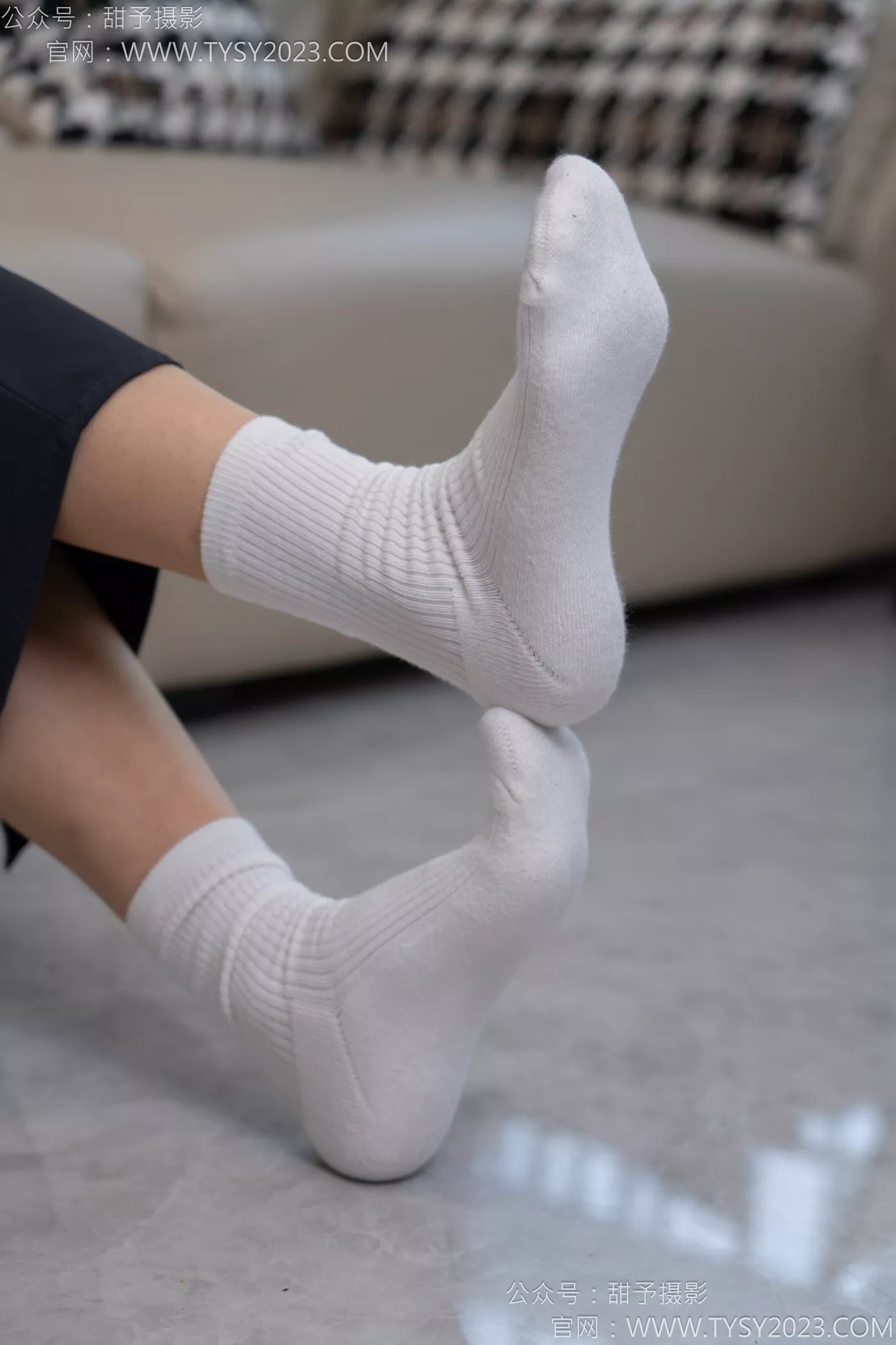 图片[39]-甜予摄影 NO.114 思思-板鞋、白棉袜、肉丝（脚尖微加固款）[97P] – 速更版-美库
