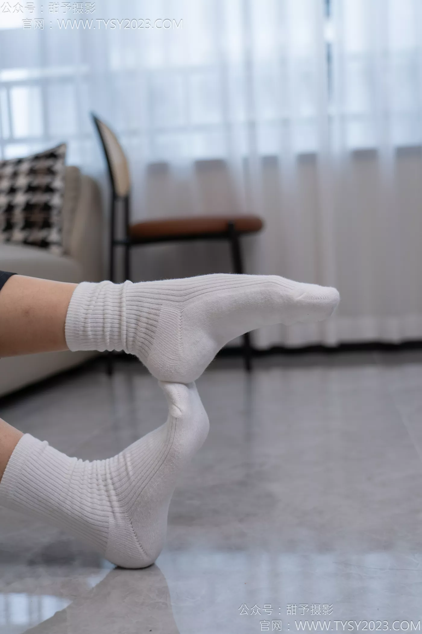 图片[40]-甜予摄影 NO.114 思思-板鞋、白棉袜、肉丝（脚尖微加固款）[97P] – 速更版-美库