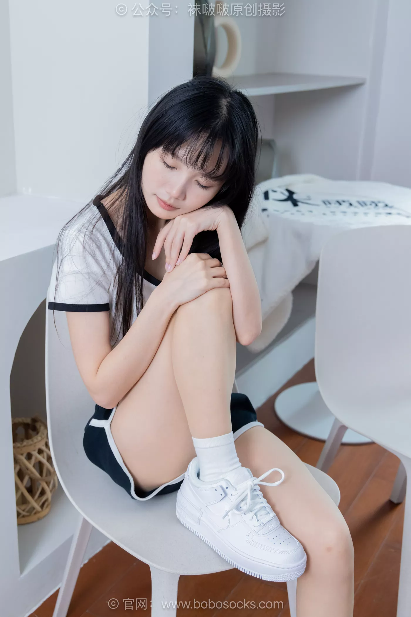 图片[22]-[BoBoSocks袜啵啵]NO.488 甜甜圈 板鞋、白棉袜、薄肉丝[100P] – 速更版-美库