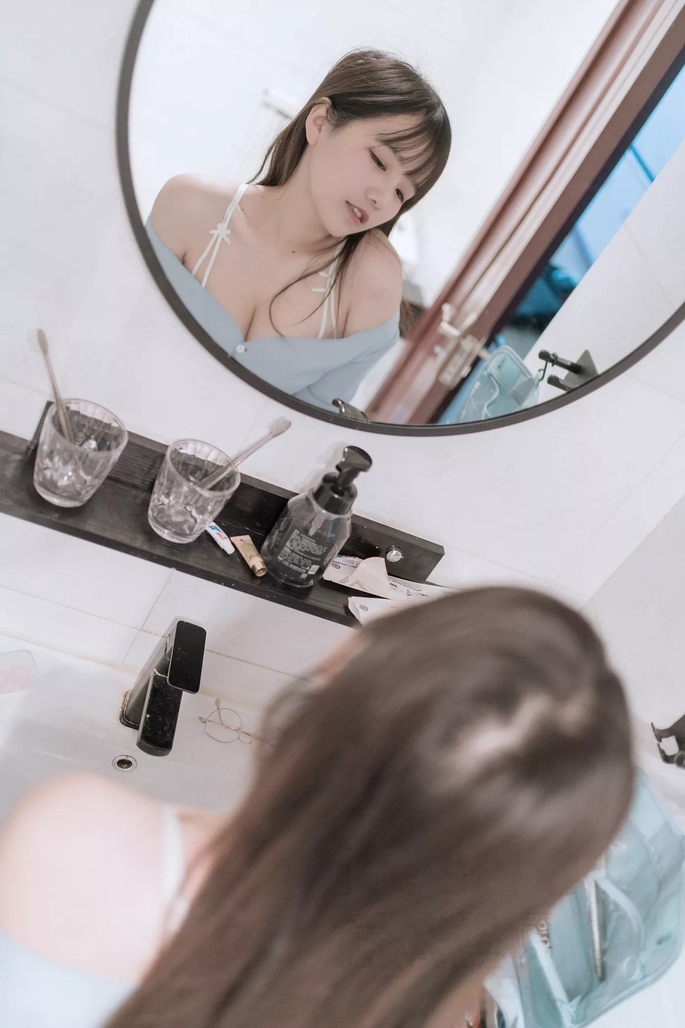 图片[25]-阿半今天很开心  – 住在隔壁的太太[24P] – 速更版-美库