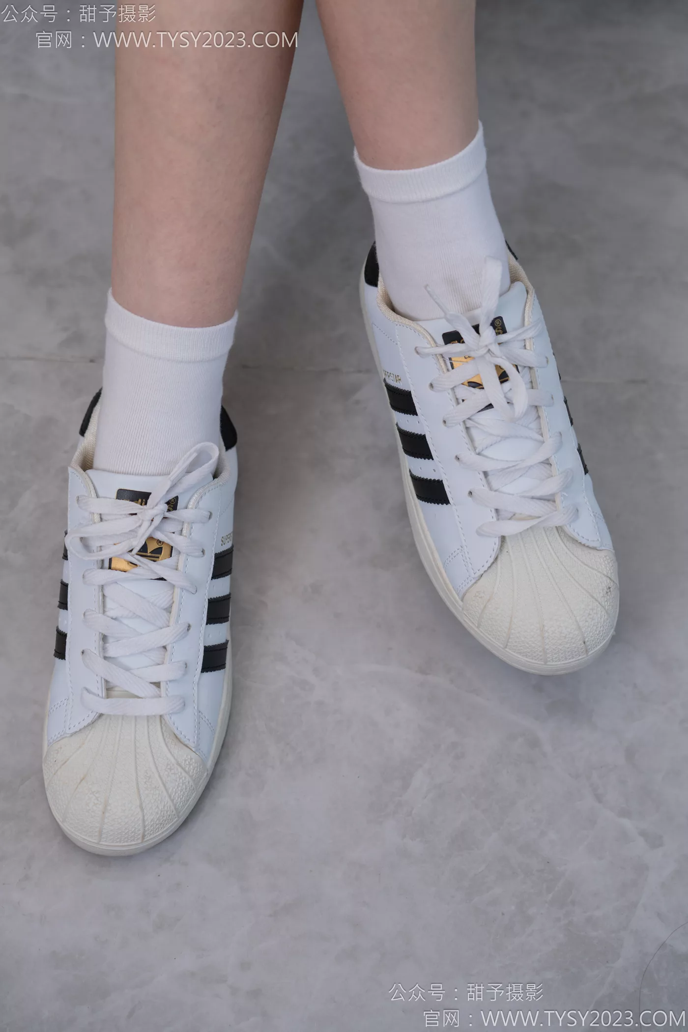 图片[11]-甜予摄影 NO.116 璇璇-板鞋、白棉袜、裸足[128P] – 速更版-美库