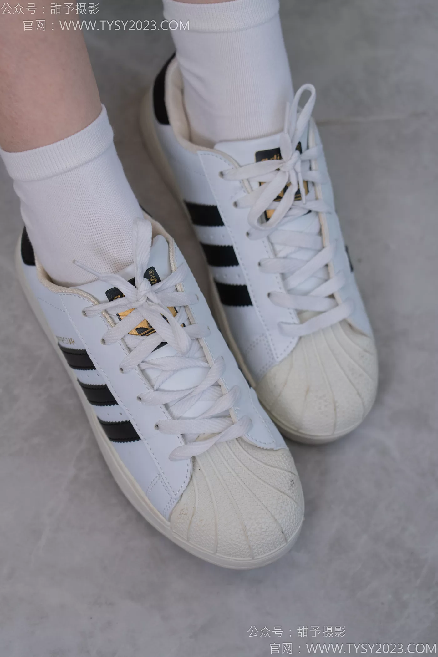 图片[39]-甜予摄影 NO.116 璇璇-板鞋、白棉袜、裸足[128P] – 速更版-美库