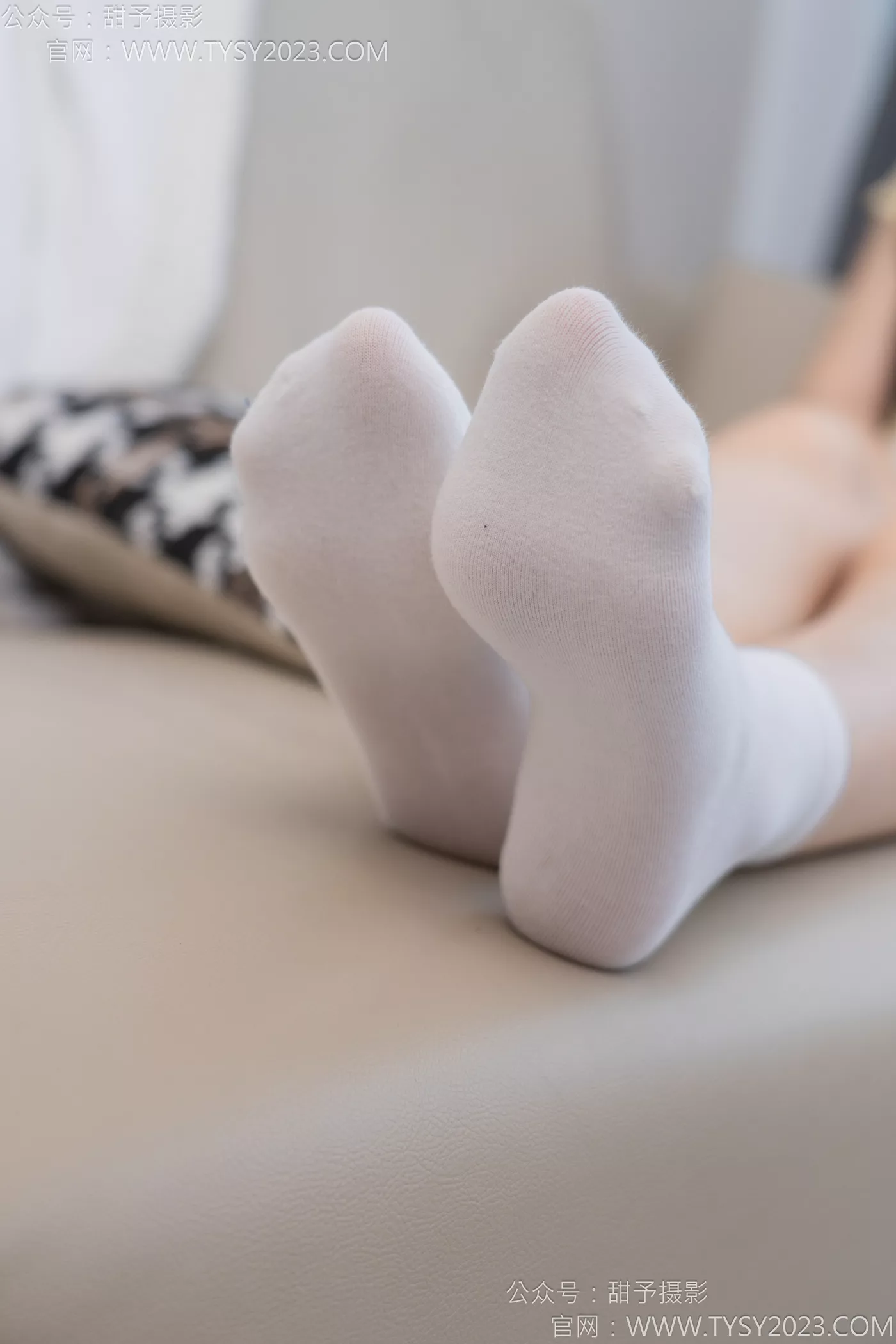 图片[77]-甜予摄影 NO.116 璇璇-板鞋、白棉袜、裸足[128P] – 速更版-美库