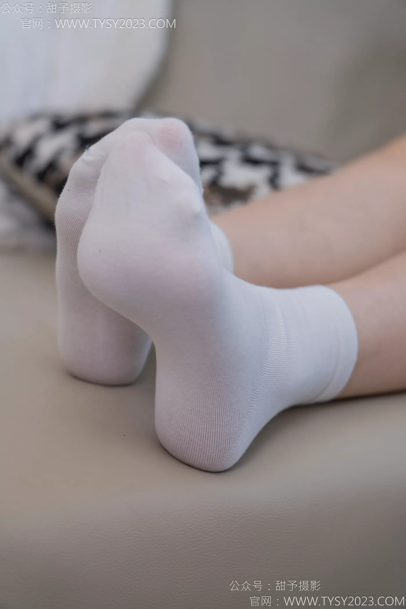 图片[80]-甜予摄影 NO.116 璇璇-板鞋、白棉袜、裸足[128P] – 速更版-美库