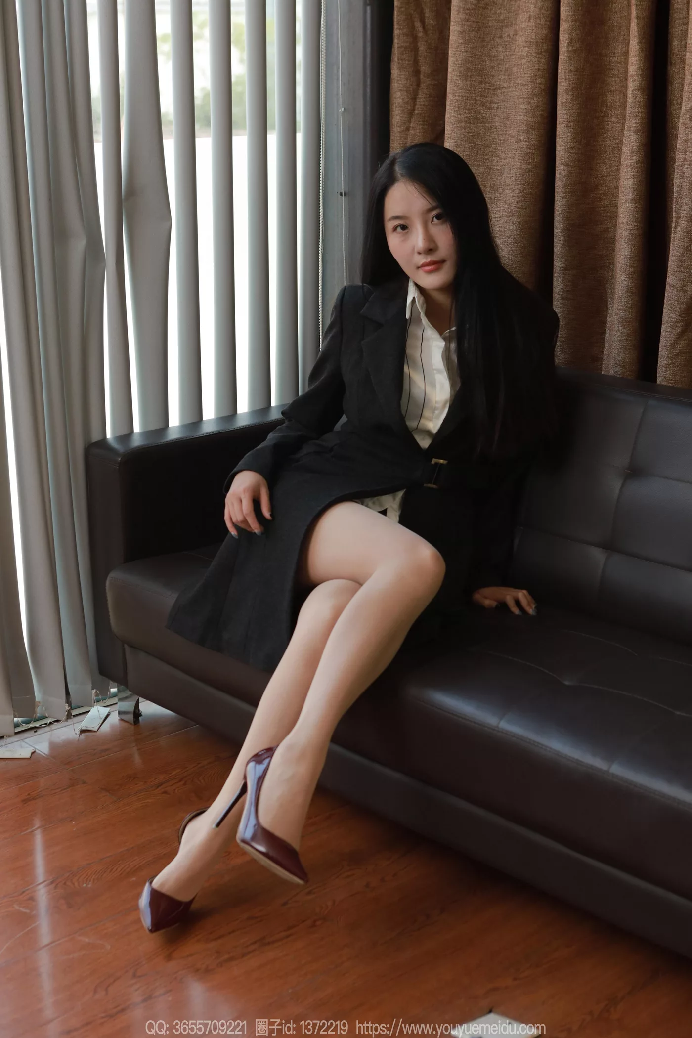 图片[10]-[IESS异思趣向] 2025.01.01 丝享家1939：婉萍《蓝色指甲》[96P] – 速更版-美库