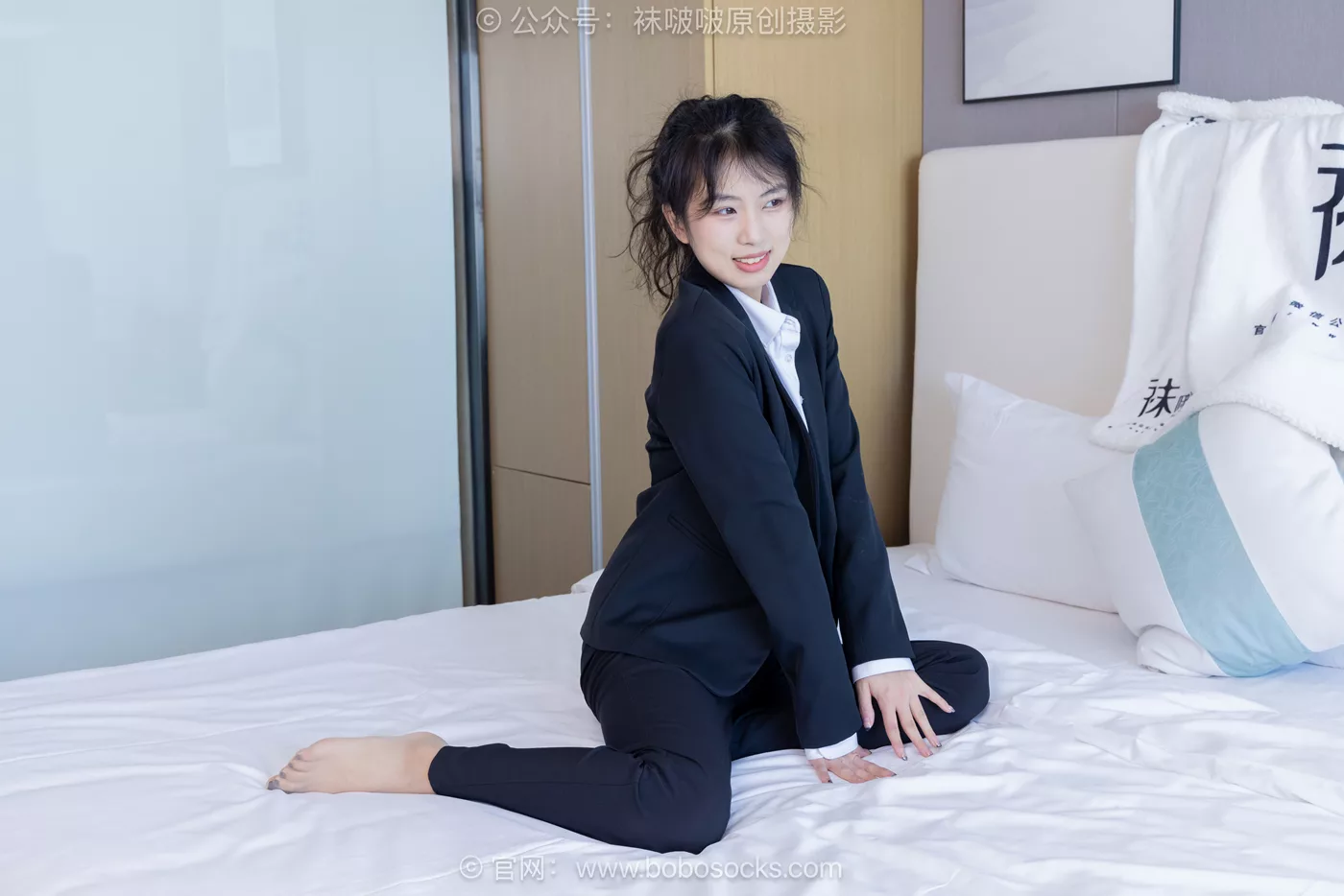 图片[97]-[BoBoSocks袜啵啵]NO.489 奶油 两双高跟鞋、薄肉丝、ol制服裤里丝、黑色美甲[151P] – 速更版-美库