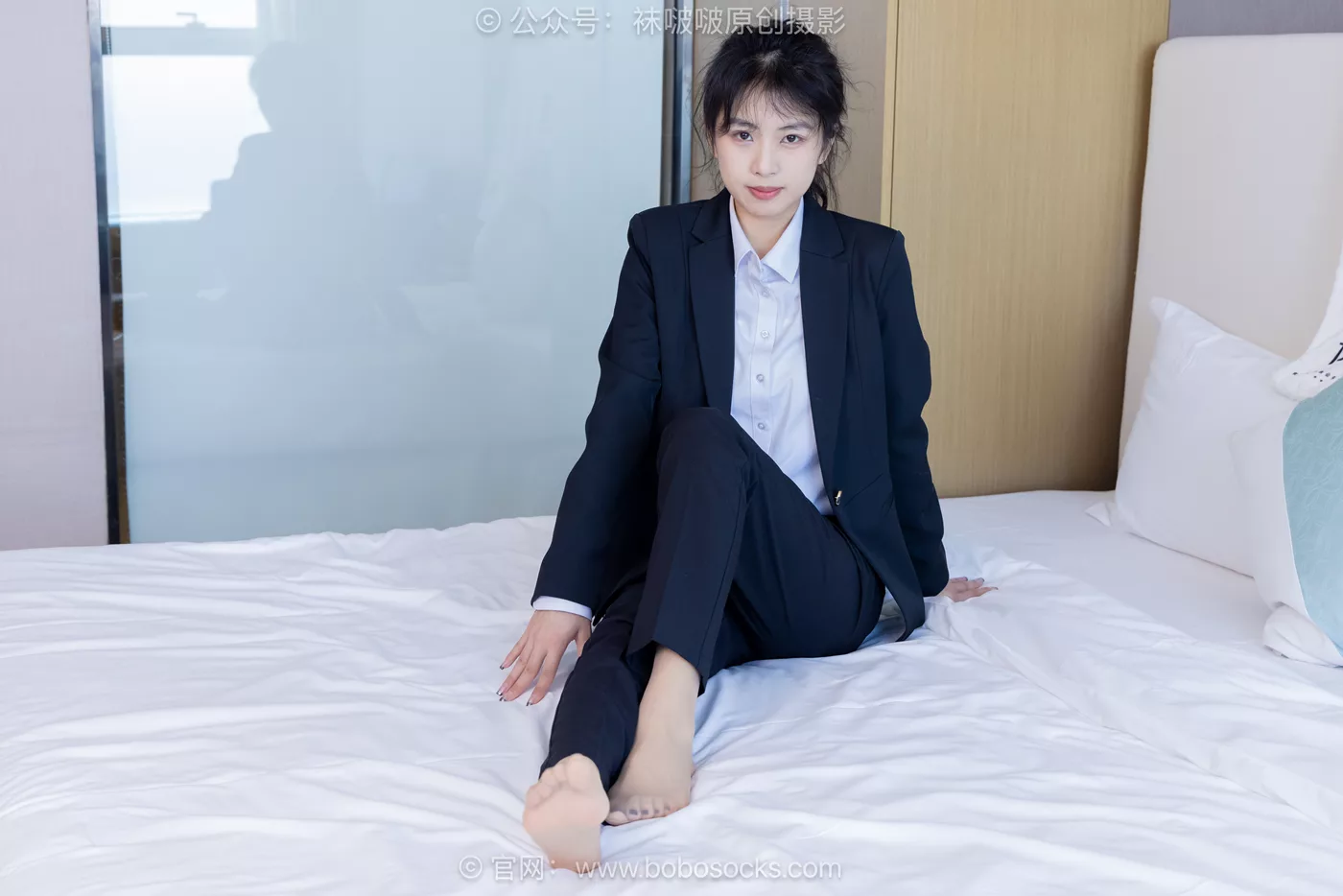 图片[118]-[BoBoSocks袜啵啵]NO.489 奶油 两双高跟鞋、薄肉丝、ol制服裤里丝、黑色美甲[151P] – 速更版-美库