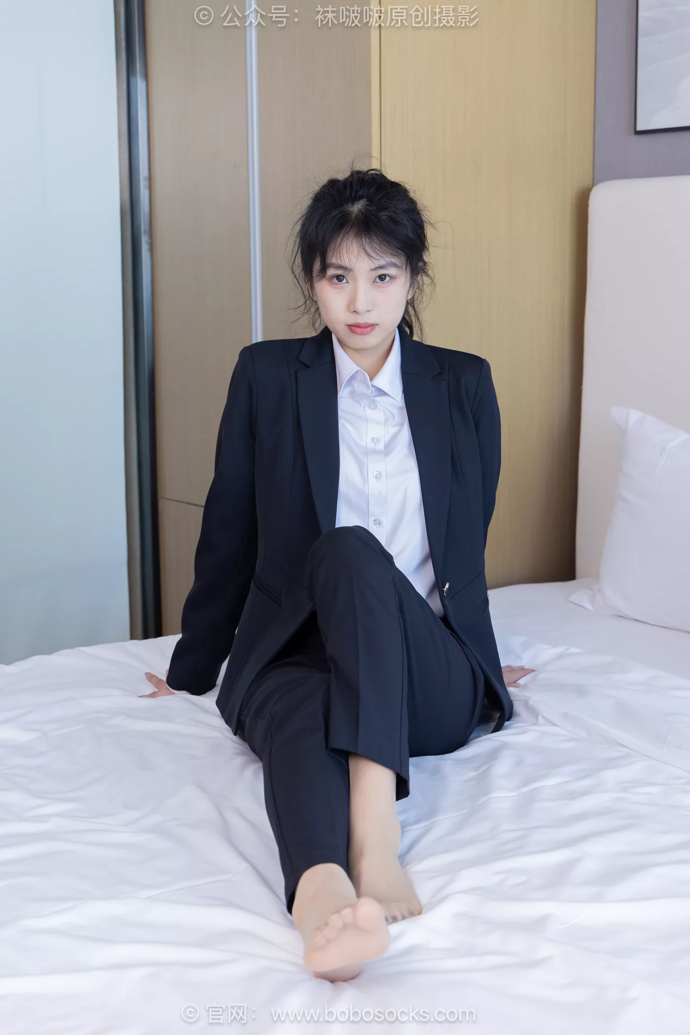 图片[119]-[BoBoSocks袜啵啵]NO.489 奶油 两双高跟鞋、薄肉丝、ol制服裤里丝、黑色美甲[151P] – 速更版-美库