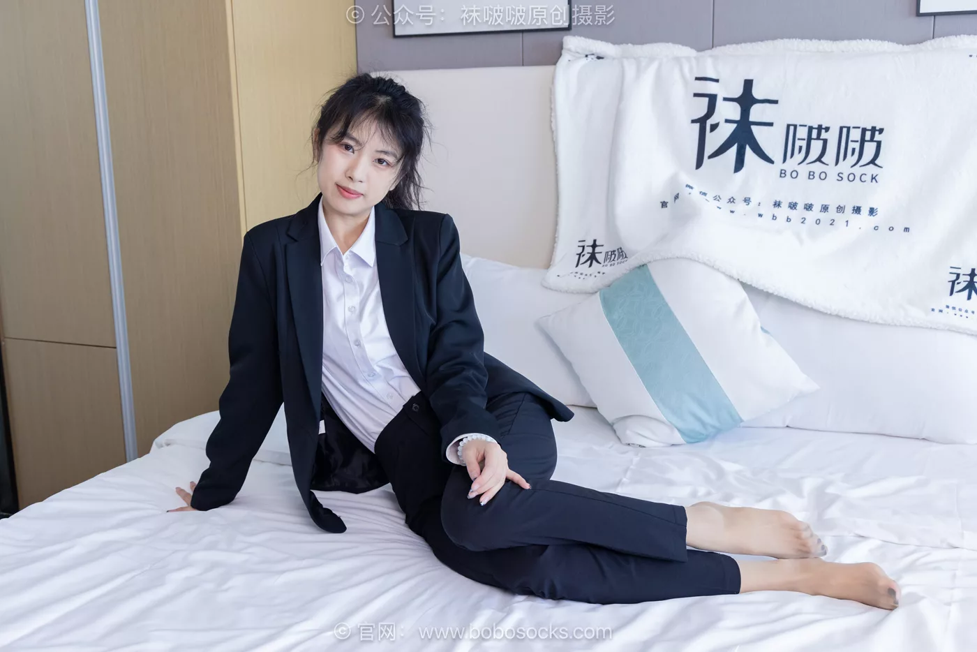 图片[131]-[BoBoSocks袜啵啵]NO.489 奶油 两双高跟鞋、薄肉丝、ol制服裤里丝、黑色美甲[151P] – 速更版-美库