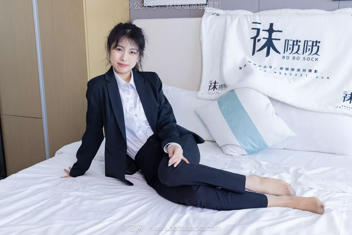 图片[133]-[BoBoSocks袜啵啵]NO.489 奶油 两双高跟鞋、薄肉丝、ol制服裤里丝、黑色美甲[151P] – 速更版-美库