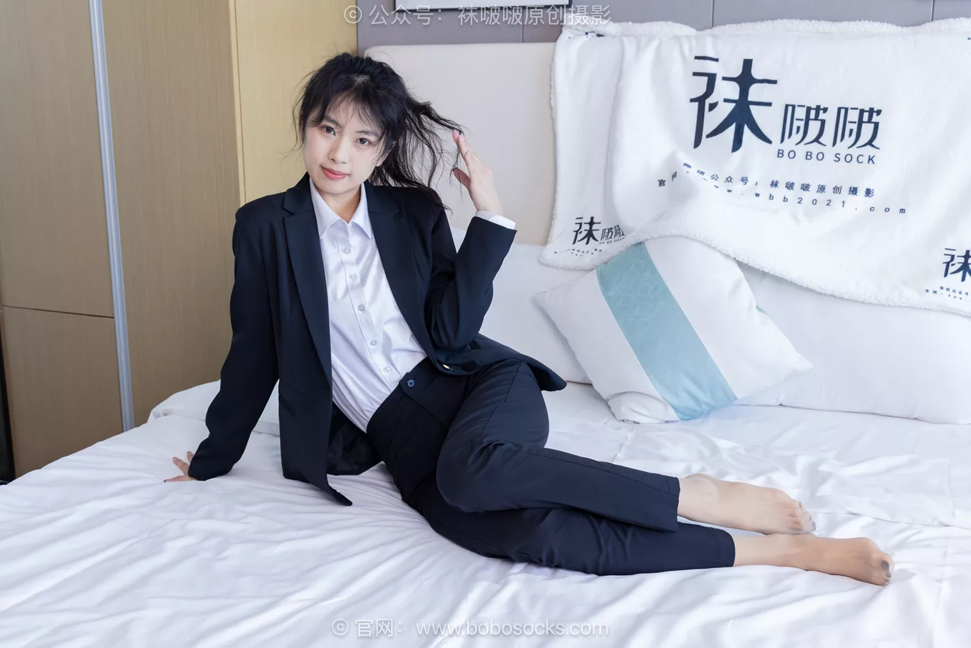 图片[134]-[BoBoSocks袜啵啵]NO.489 奶油 两双高跟鞋、薄肉丝、ol制服裤里丝、黑色美甲[151P] – 速更版-美库