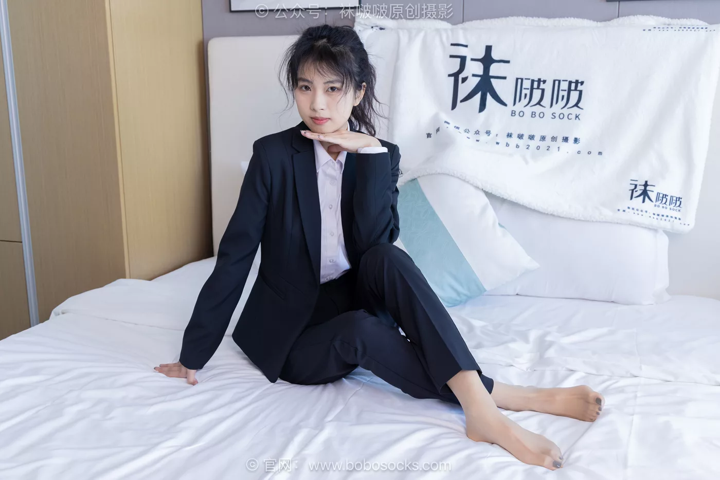 图片[136]-[BoBoSocks袜啵啵]NO.489 奶油 两双高跟鞋、薄肉丝、ol制服裤里丝、黑色美甲[151P] – 速更版-美库