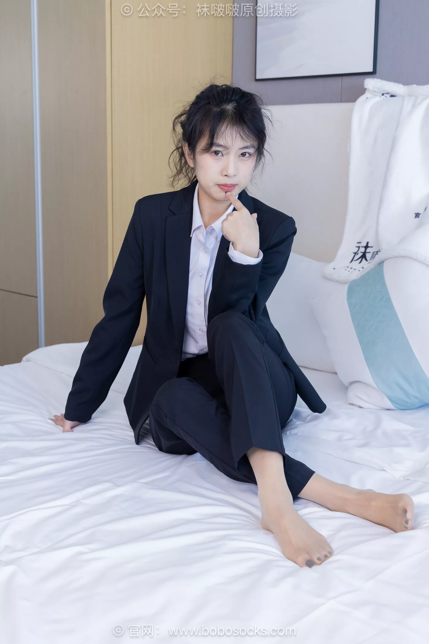 图片[137]-[BoBoSocks袜啵啵]NO.489 奶油 两双高跟鞋、薄肉丝、ol制服裤里丝、黑色美甲[151P] – 速更版-美库