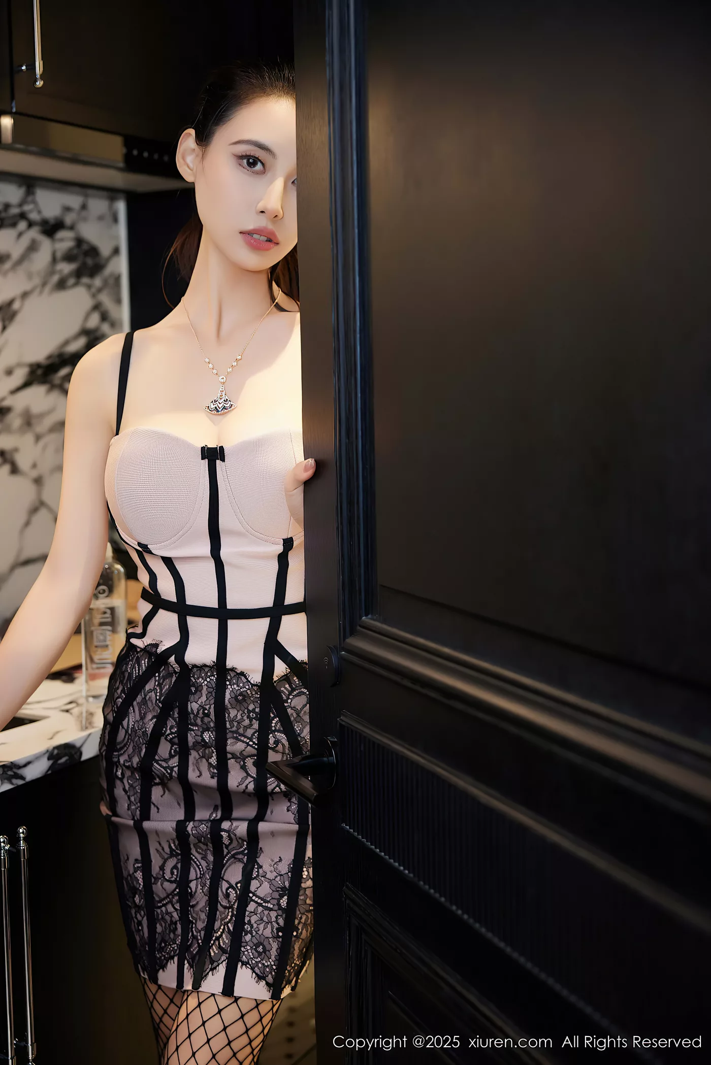 图片[36]-[Xiuren秀人网]2025.01.24 NO.9809 lingyu69[35+1P] – 速更版-美库