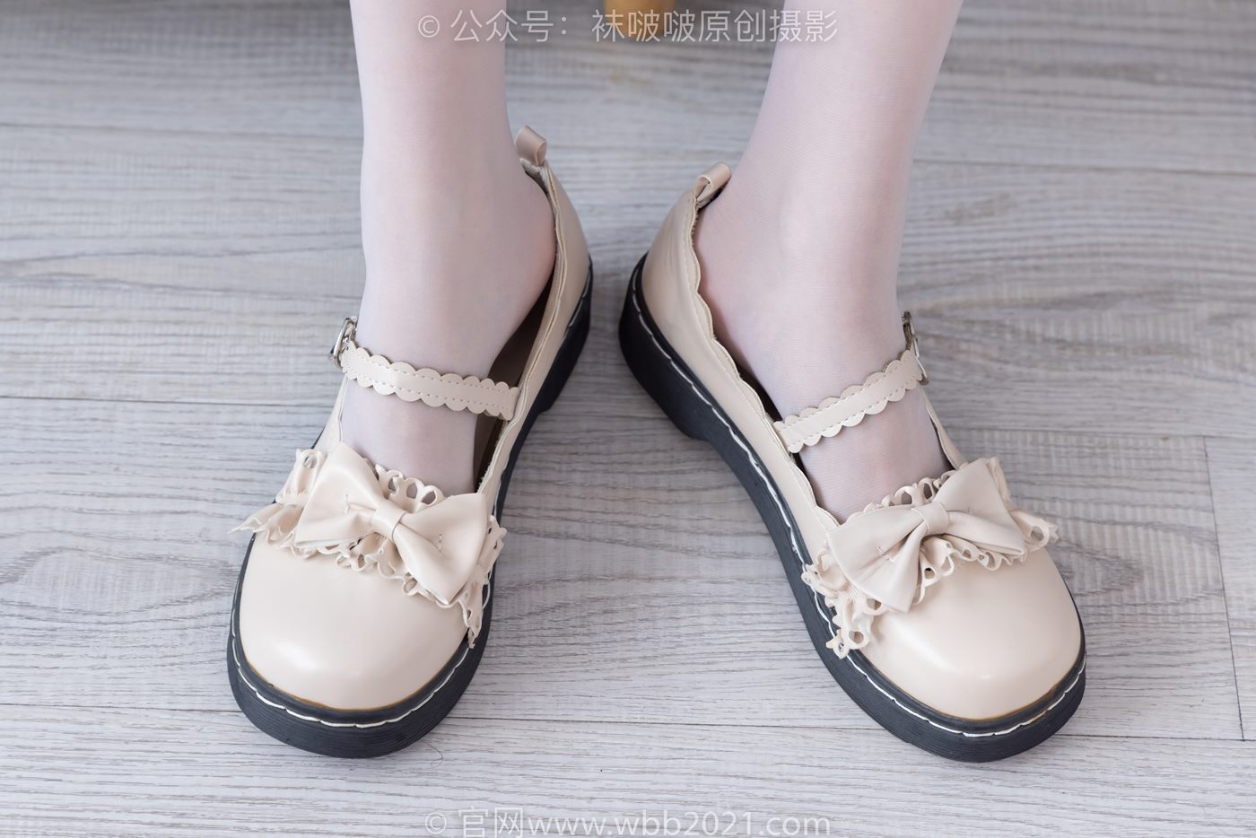 图片[17]-[BoBoSocks袜啵啵]NO.490 稚予 皮鞋、薄白丝[161P] – 速更版-美库