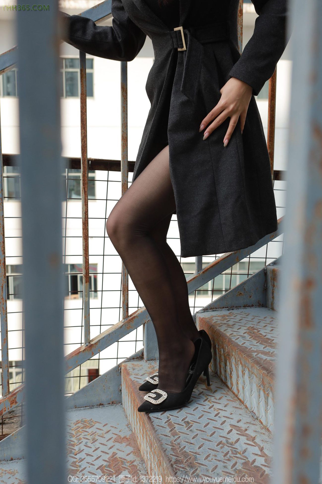 图片[22]-[IESS异思趣向] 2025.01.02 丝享家1940：兔兔《黑丝女人》[87P] – 速更版-美库