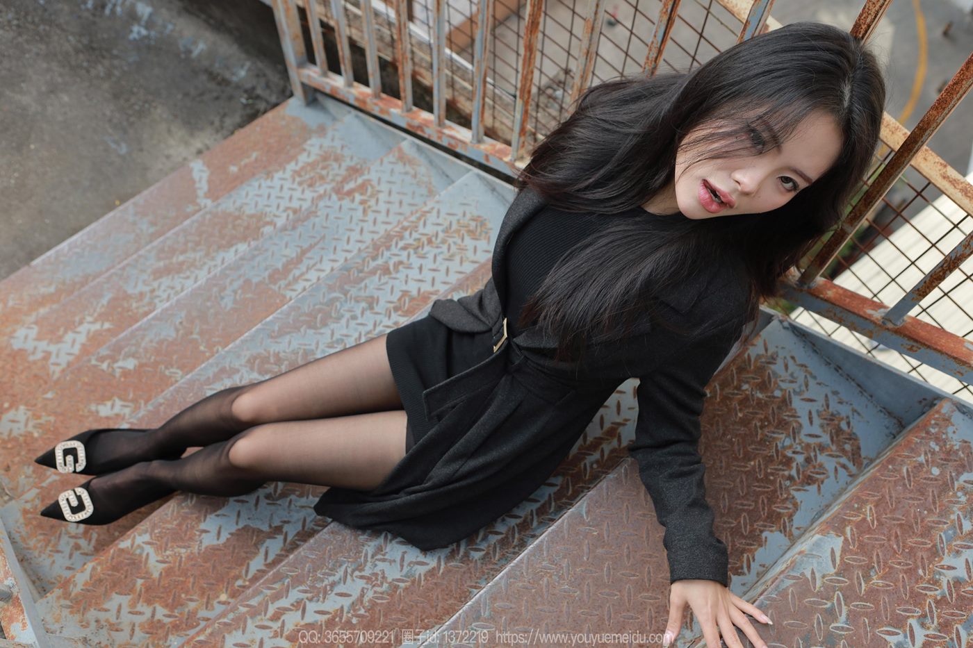 图片[27]-[IESS异思趣向] 2025.01.02 丝享家1940：兔兔《黑丝女人》[87P] – 速更版-美库