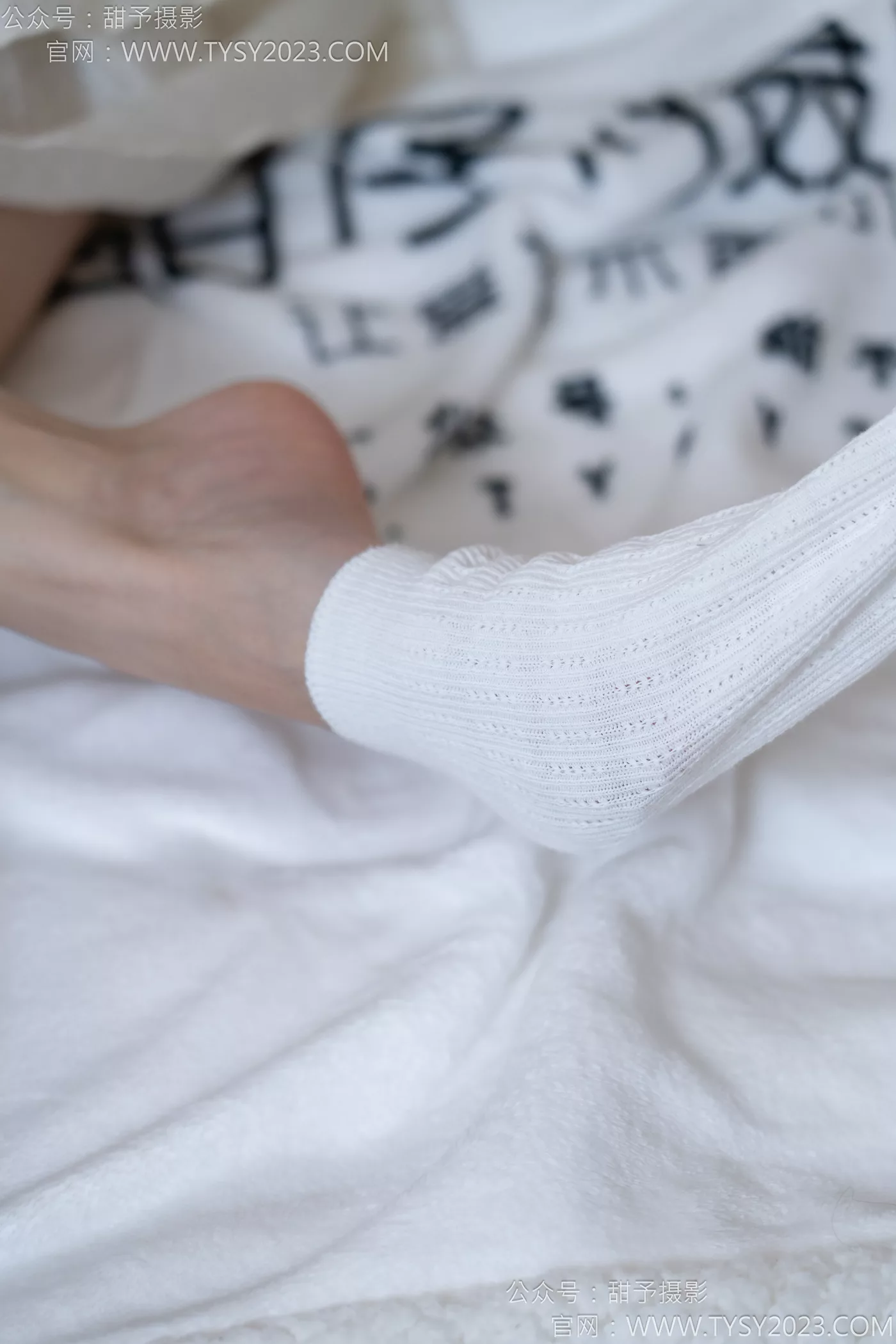图片[94]-甜予摄影 NO.117 闺蜜-皮鞋、板鞋、双白棉袜、双裸足[141P] – 速更版-美库