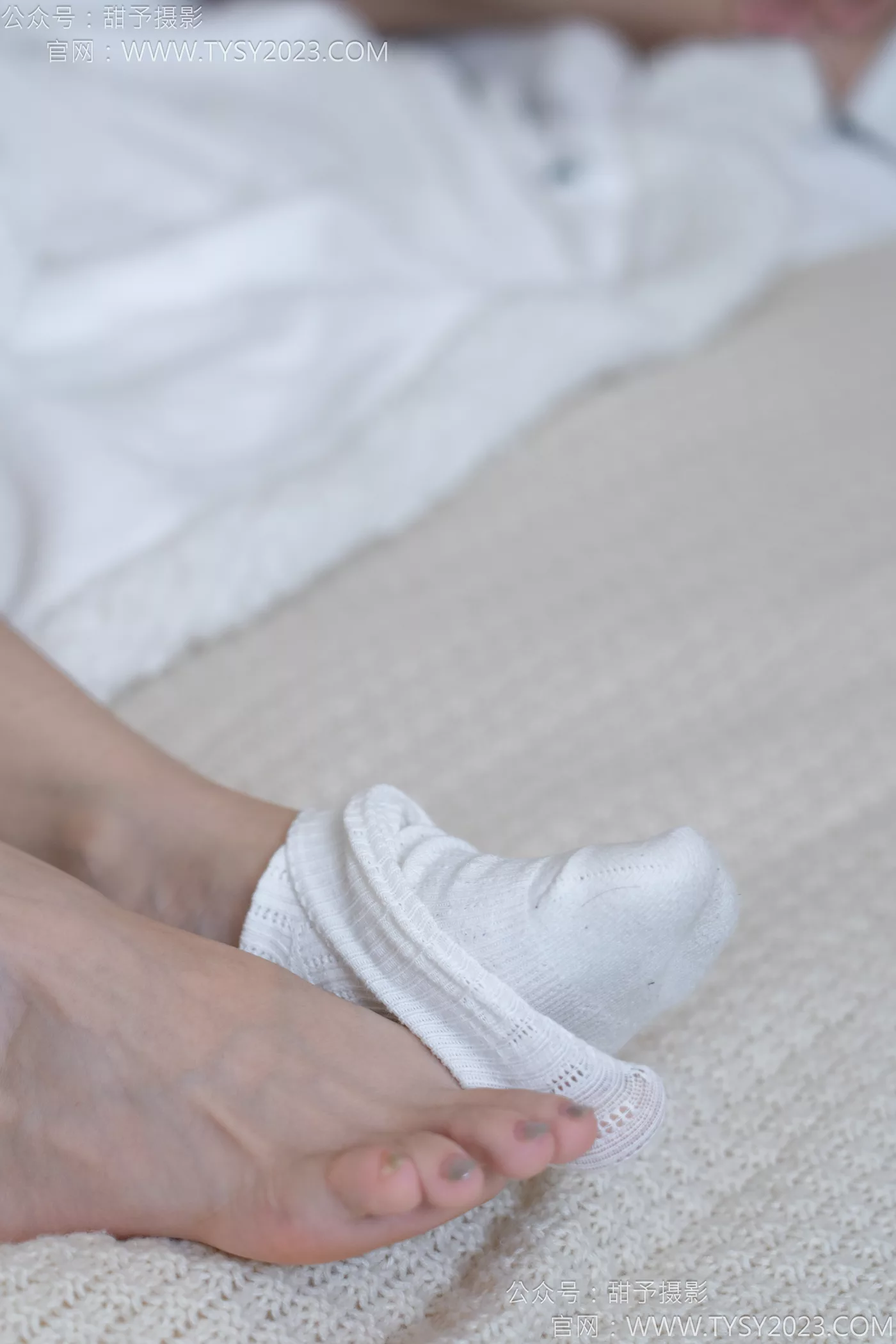 图片[97]-甜予摄影 NO.117 闺蜜-皮鞋、板鞋、双白棉袜、双裸足[141P] – 速更版-美库