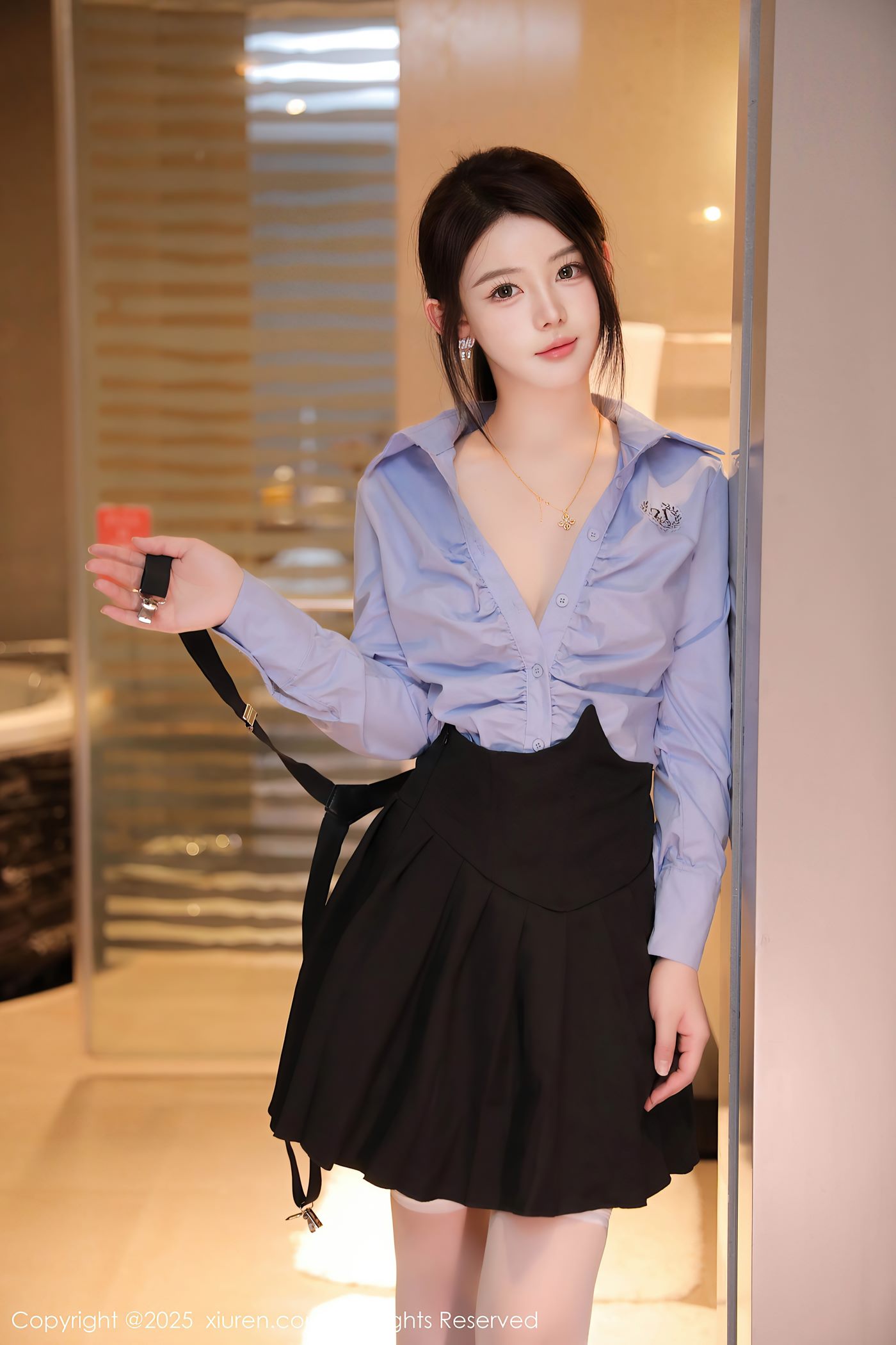 图片[13]-[Xiuren秀人网]2025.01.25 NO.9819 爱酱里[15+1P] – 速更版-美库