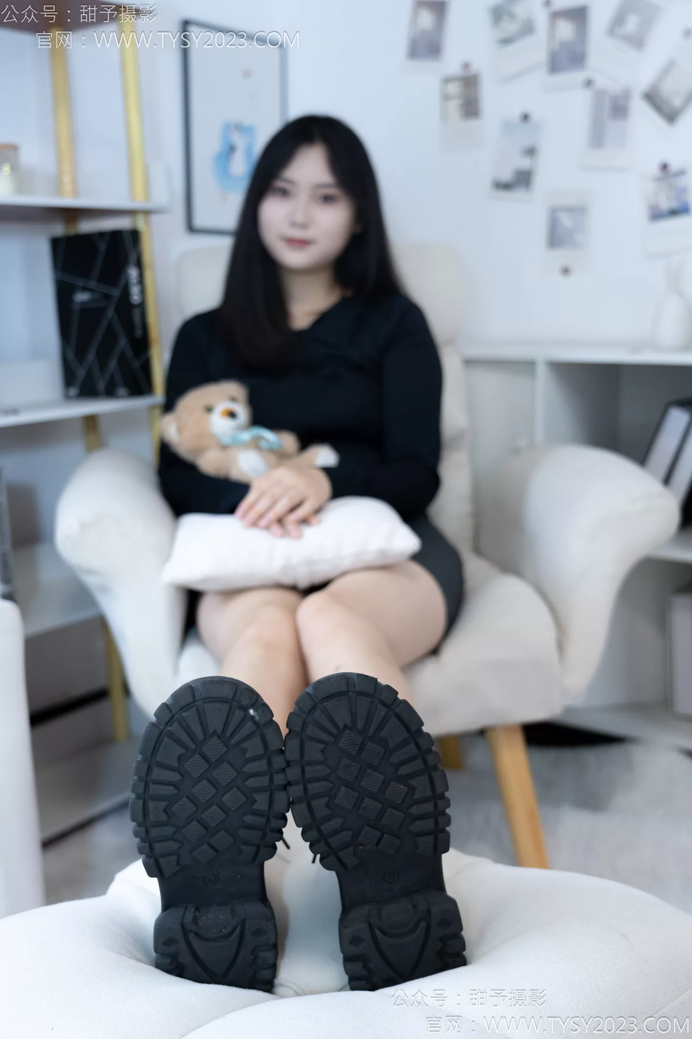 图片[20]-甜予摄影 NO.118 土豆-皮鞋、白棉袜、裸足[121P] – 速更版-美库