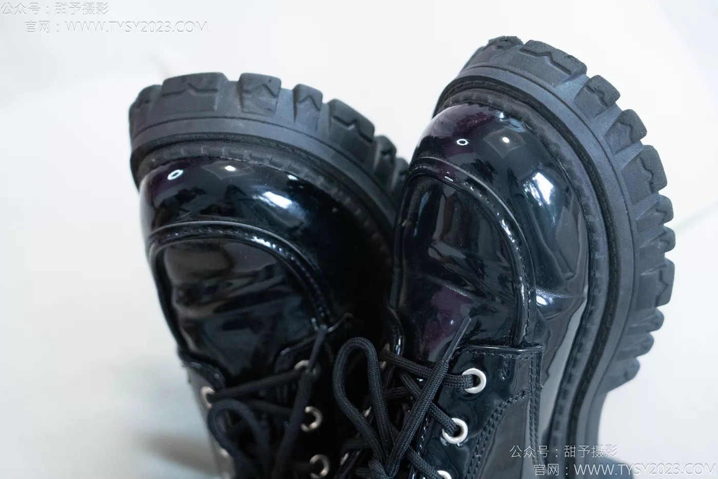 图片[27]-甜予摄影 NO.118 土豆-皮鞋、白棉袜、裸足[121P] – 速更版-美库