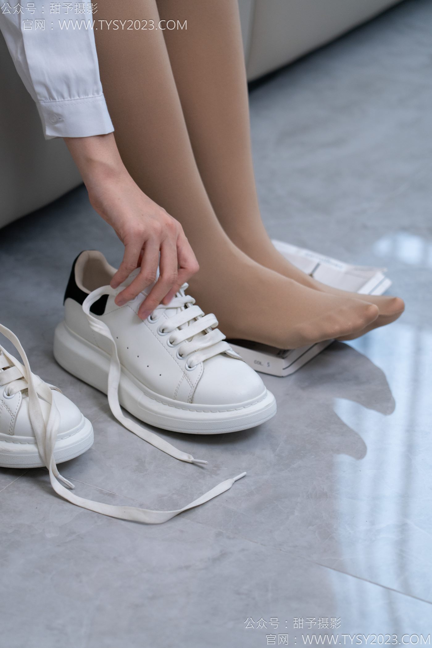 图片[13]-甜予摄影完整版-120期：思思-板鞋、高跟鞋，厚肉丝 [132P] – 速更版-美库