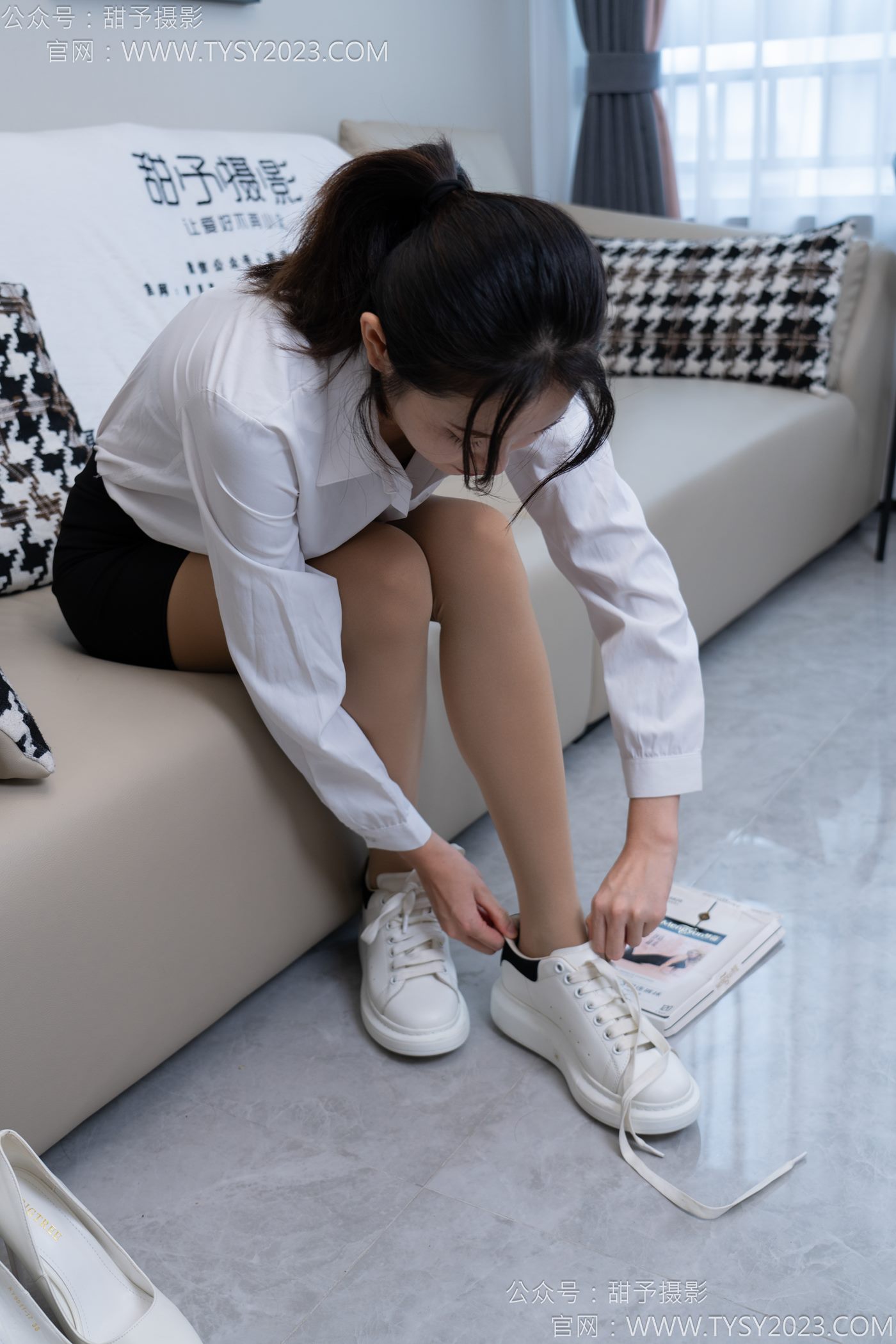 图片[17]-甜予摄影完整版-120期：思思-板鞋、高跟鞋，厚肉丝 [132P] – 速更版-美库