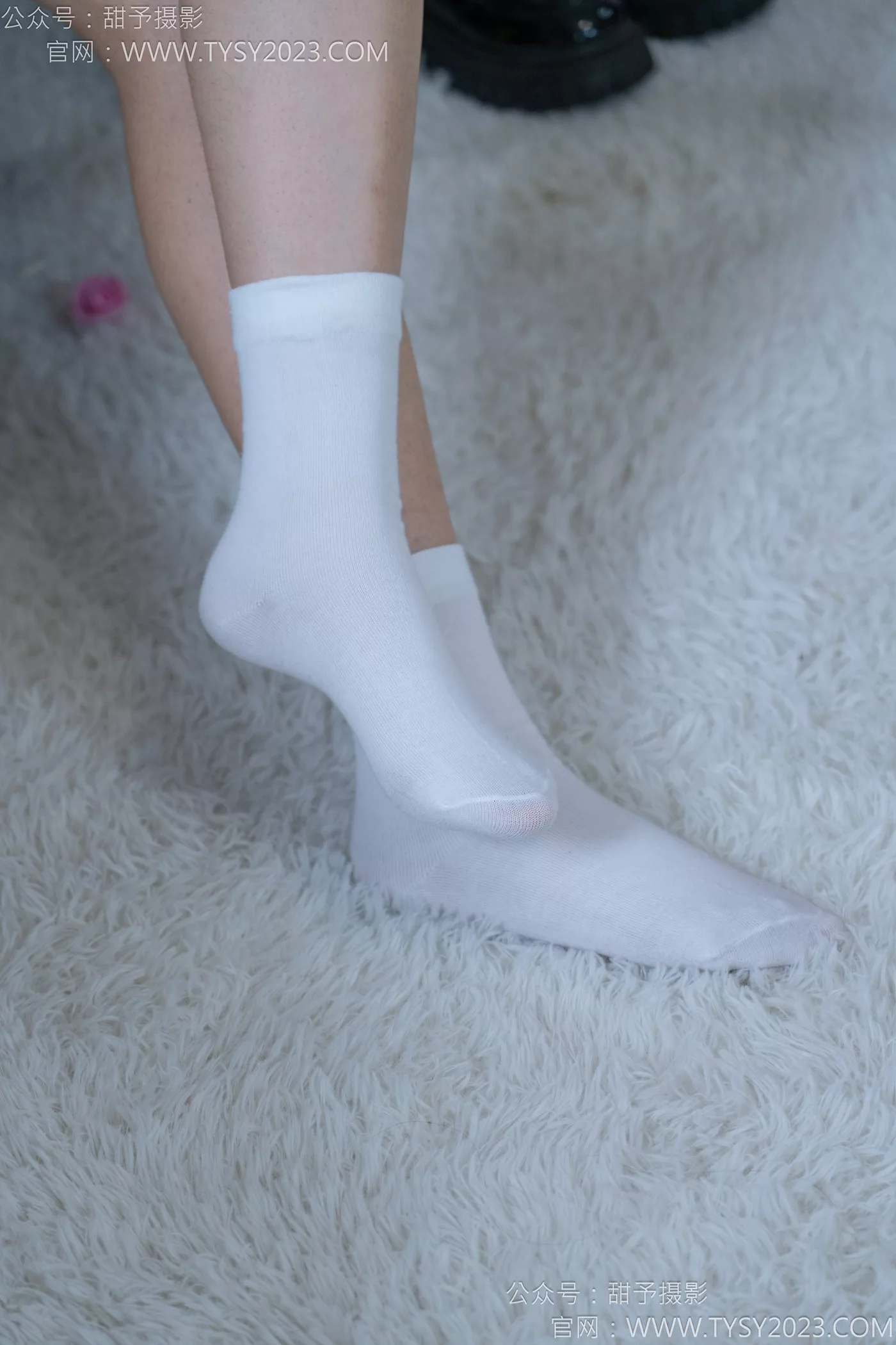 图片[44]-甜予摄影 NO.118 土豆-皮鞋、白棉袜、裸足[121P] – 速更版-美库