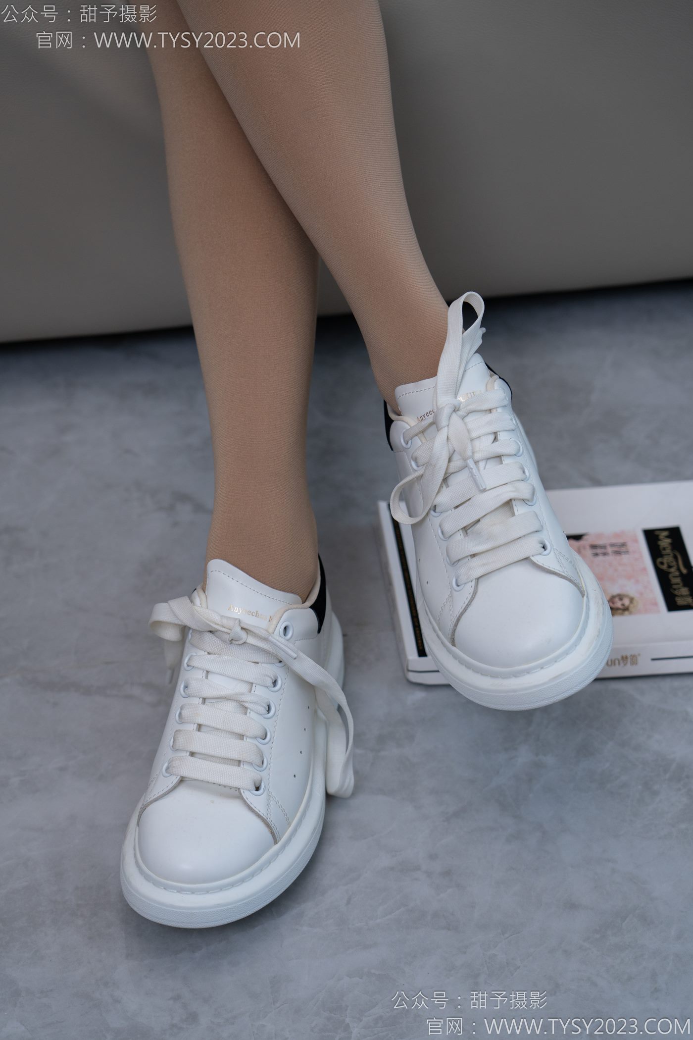 图片[24]-甜予摄影完整版-120期：思思-板鞋、高跟鞋，厚肉丝 [132P] – 速更版-美库