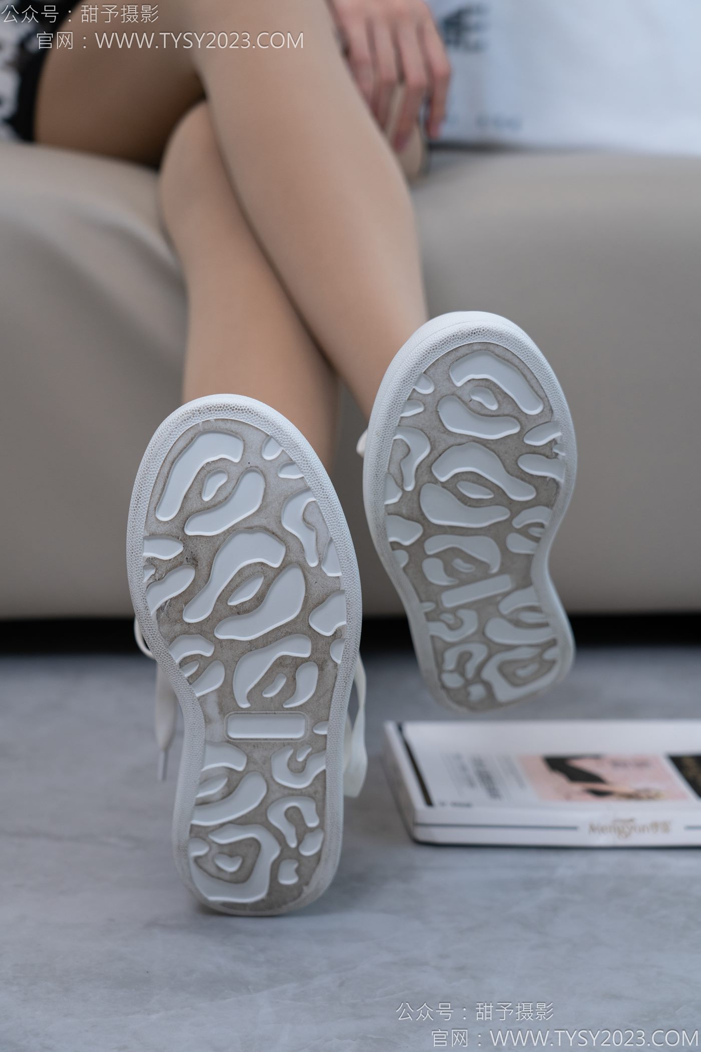 图片[30]-甜予摄影完整版-120期：思思-板鞋、高跟鞋，厚肉丝 [132P] – 速更版-美库