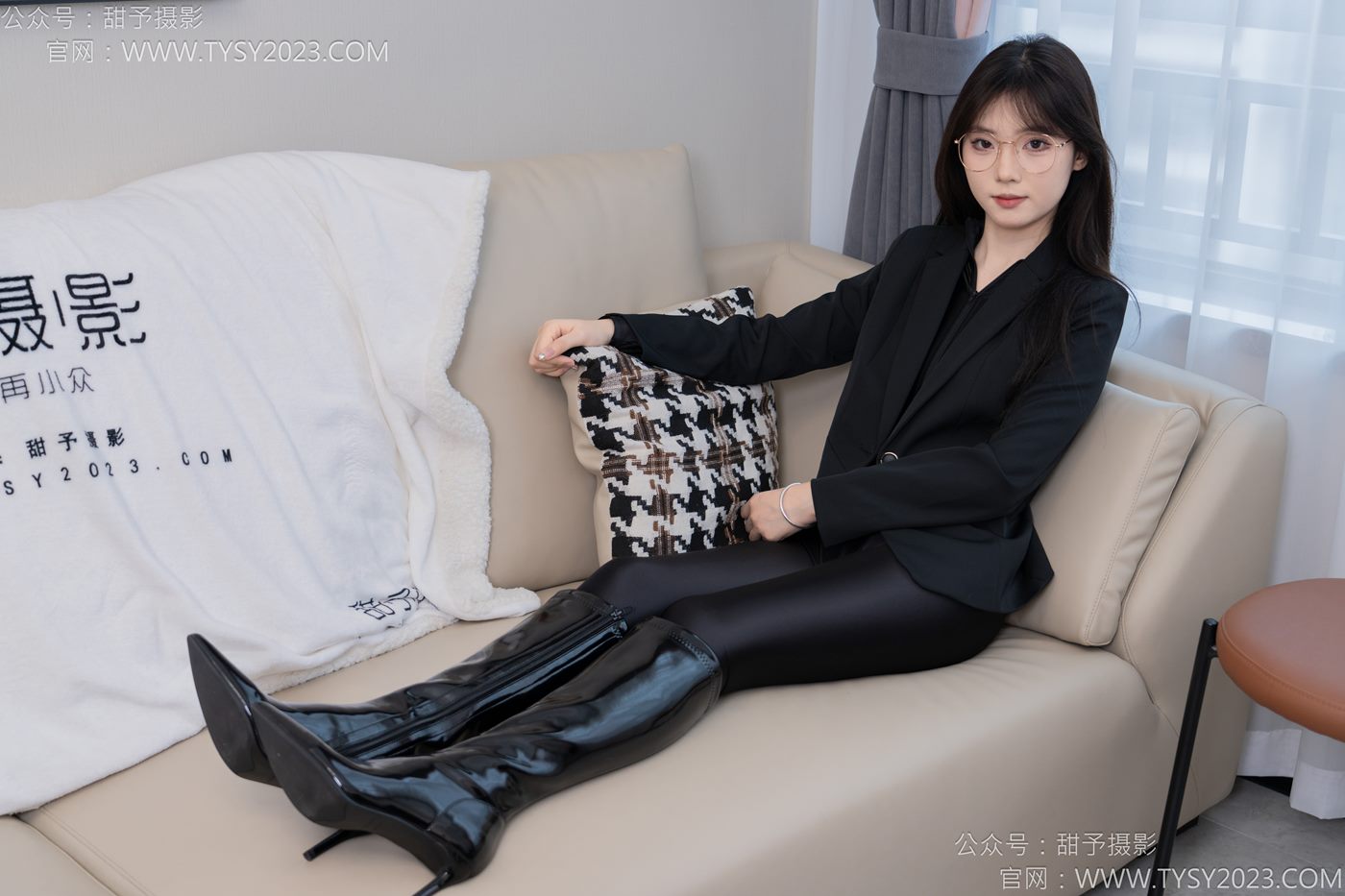 图片[53]-甜予摄影完整版-119期：璇璇-长靴、黑丝（脚尖加固）[127P] – 速更版-美库