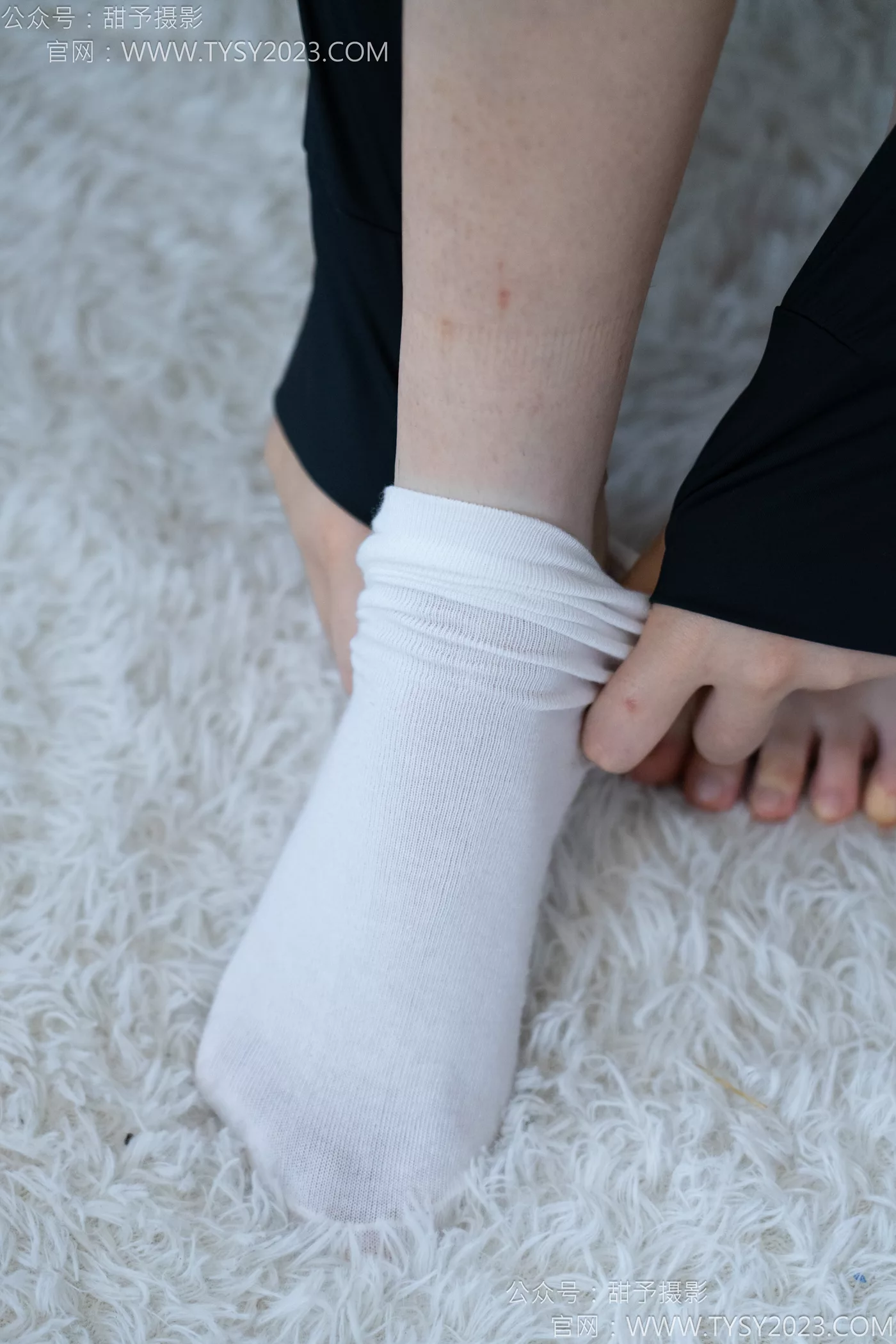 图片[73]-甜予摄影 NO.118 土豆-皮鞋、白棉袜、裸足[121P] – 速更版-美库