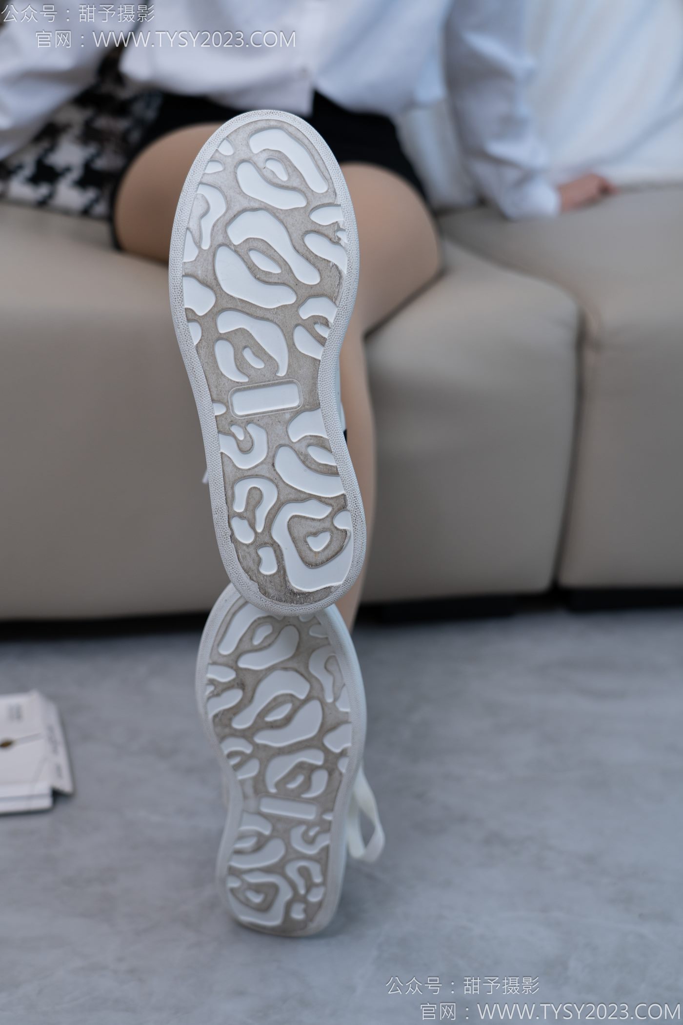 图片[60]-甜予摄影完整版-120期：思思-板鞋、高跟鞋，厚肉丝 [132P] – 速更版-美库