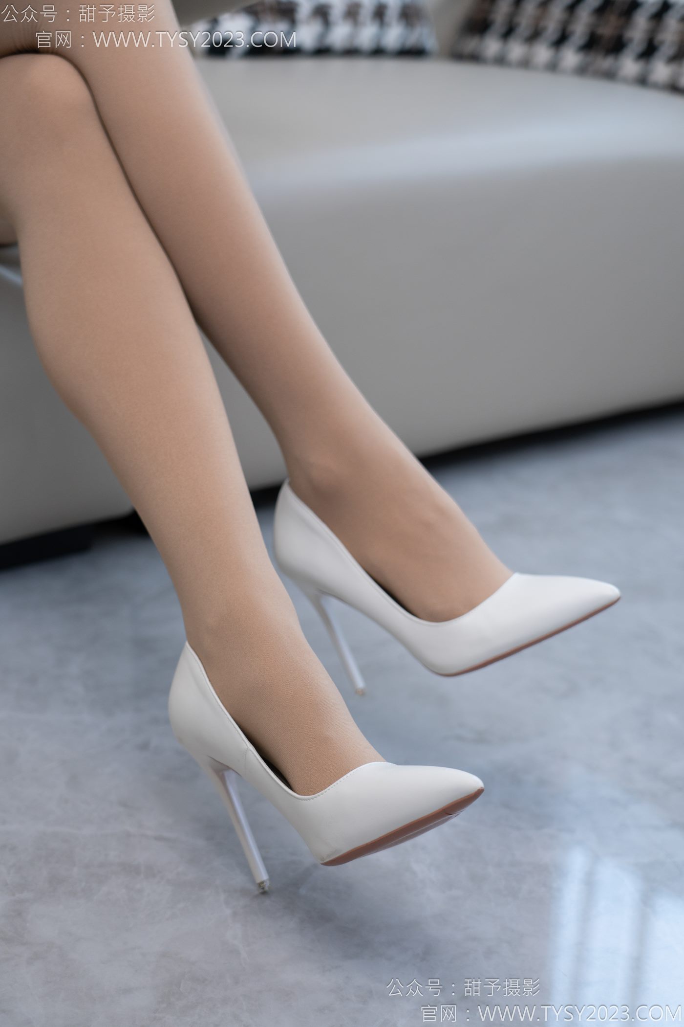 图片[82]-甜予摄影完整版-120期：思思-板鞋、高跟鞋，厚肉丝 [132P] – 速更版-美库